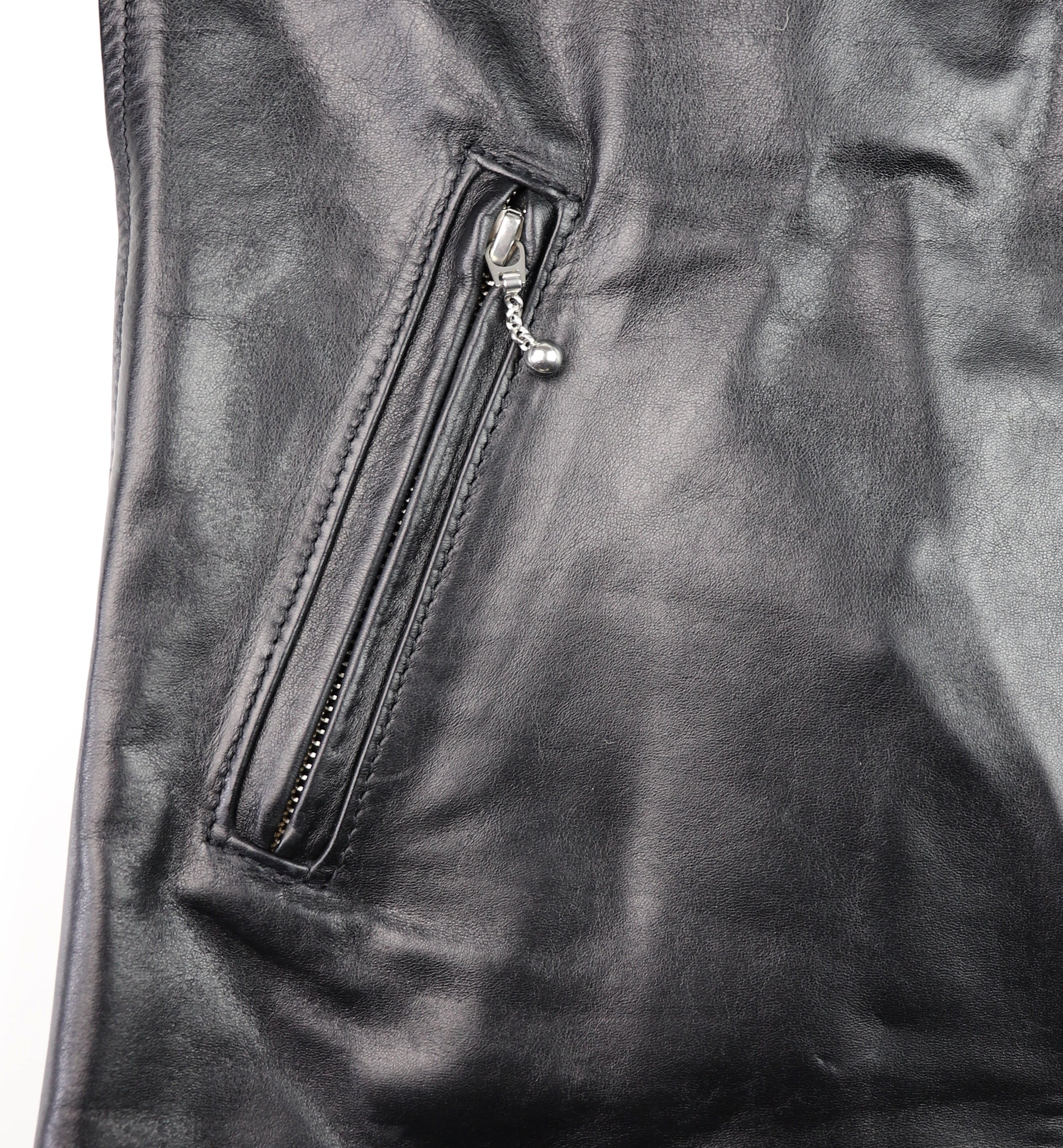 Aero Board Racer, size 38, Black Pinnacle Horsehide, Gently Worn