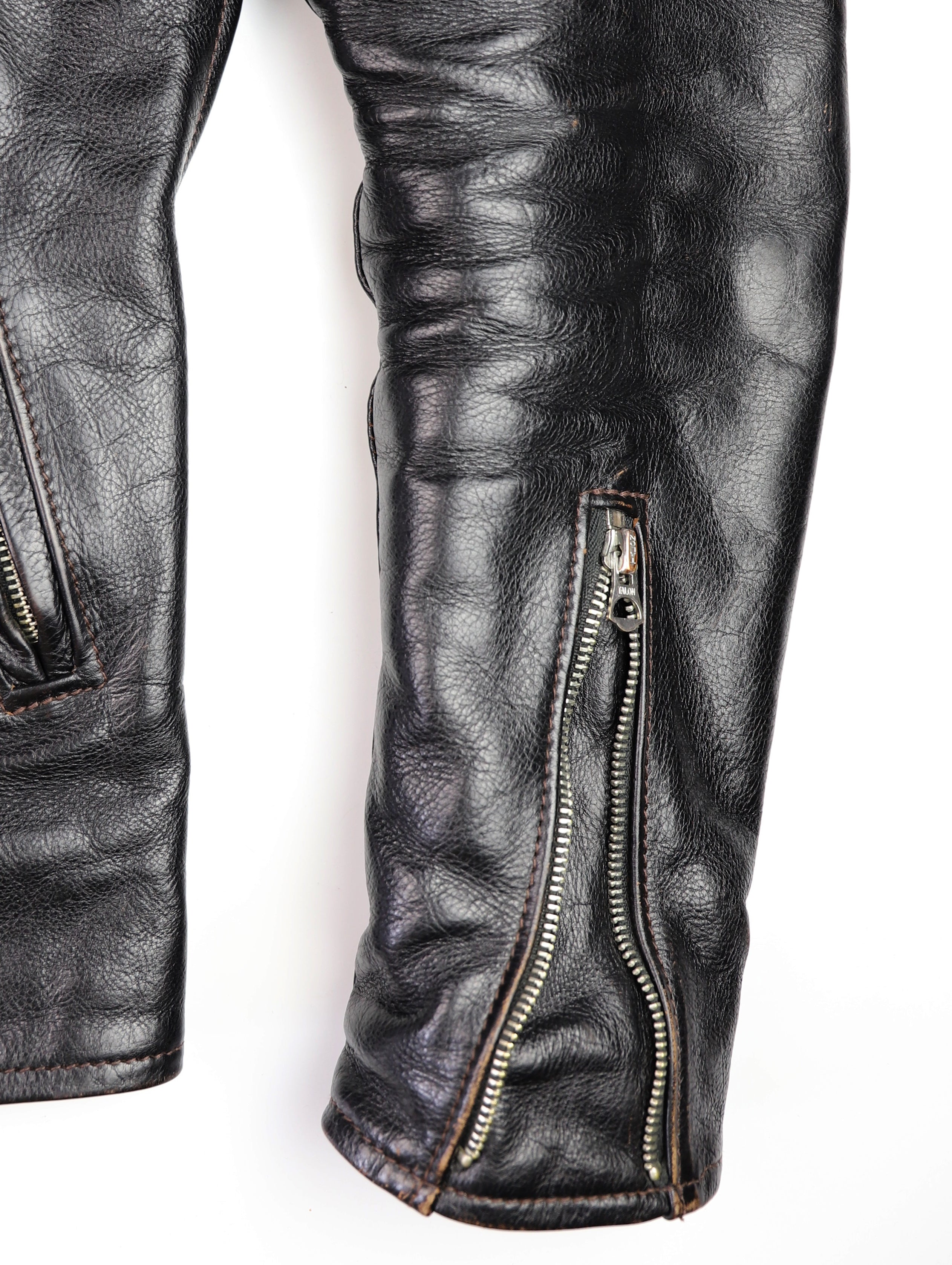Aero Board Racer, size 40, Blackened Brown Vicenza Horsehide, Gently Worn