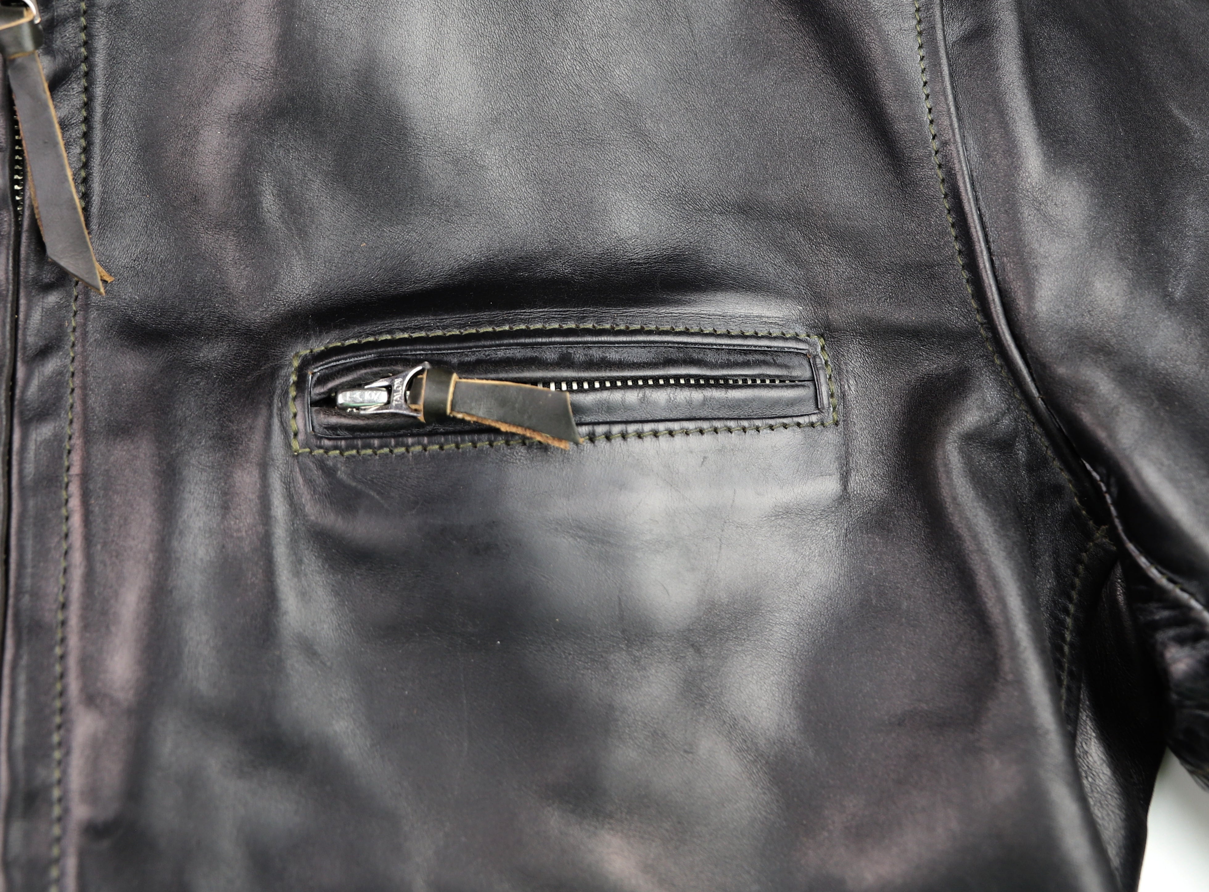 Aero Cafe Racer, size 40, Black CXL FQHH, Gently Worn