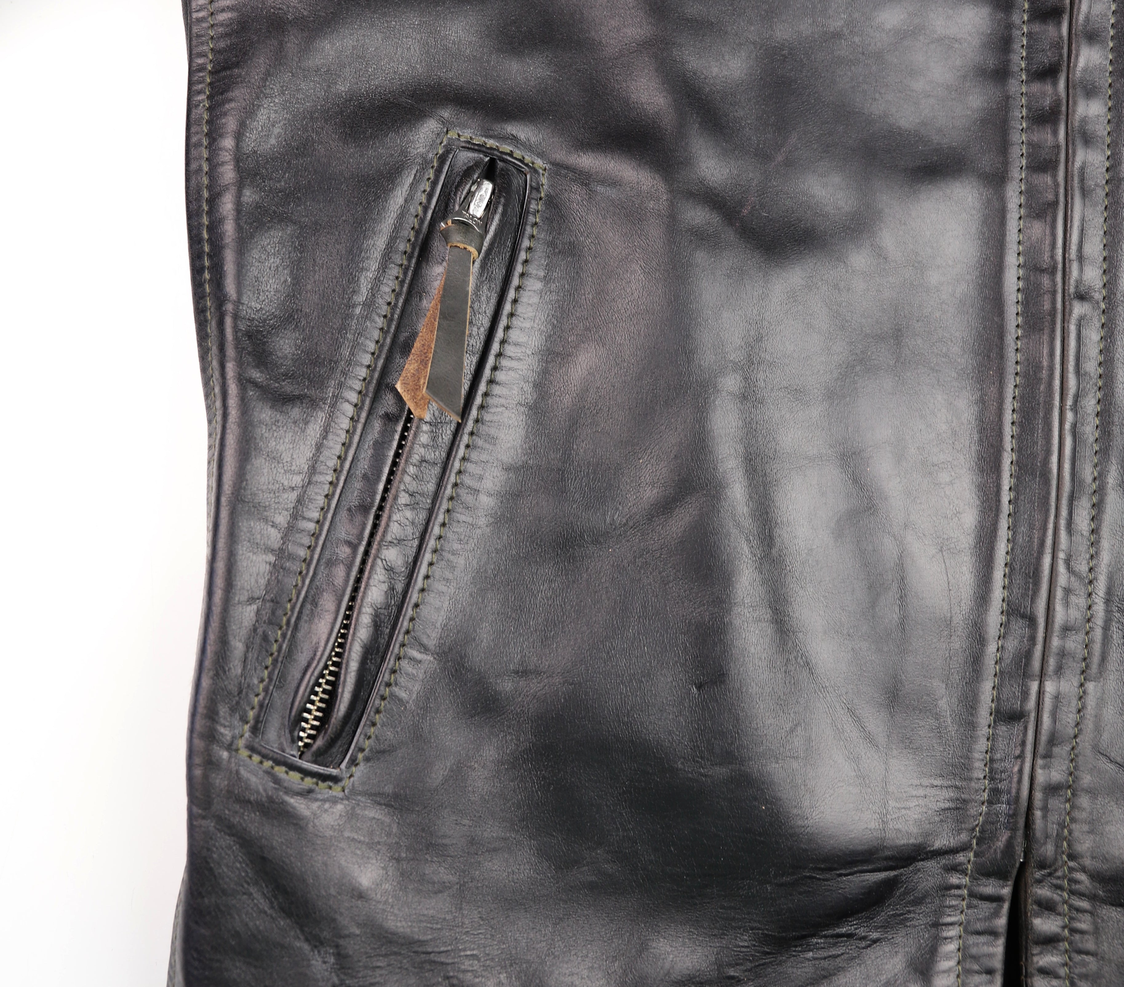 Aero Cafe Racer, size 40, Black CXL FQHH, Gently Worn