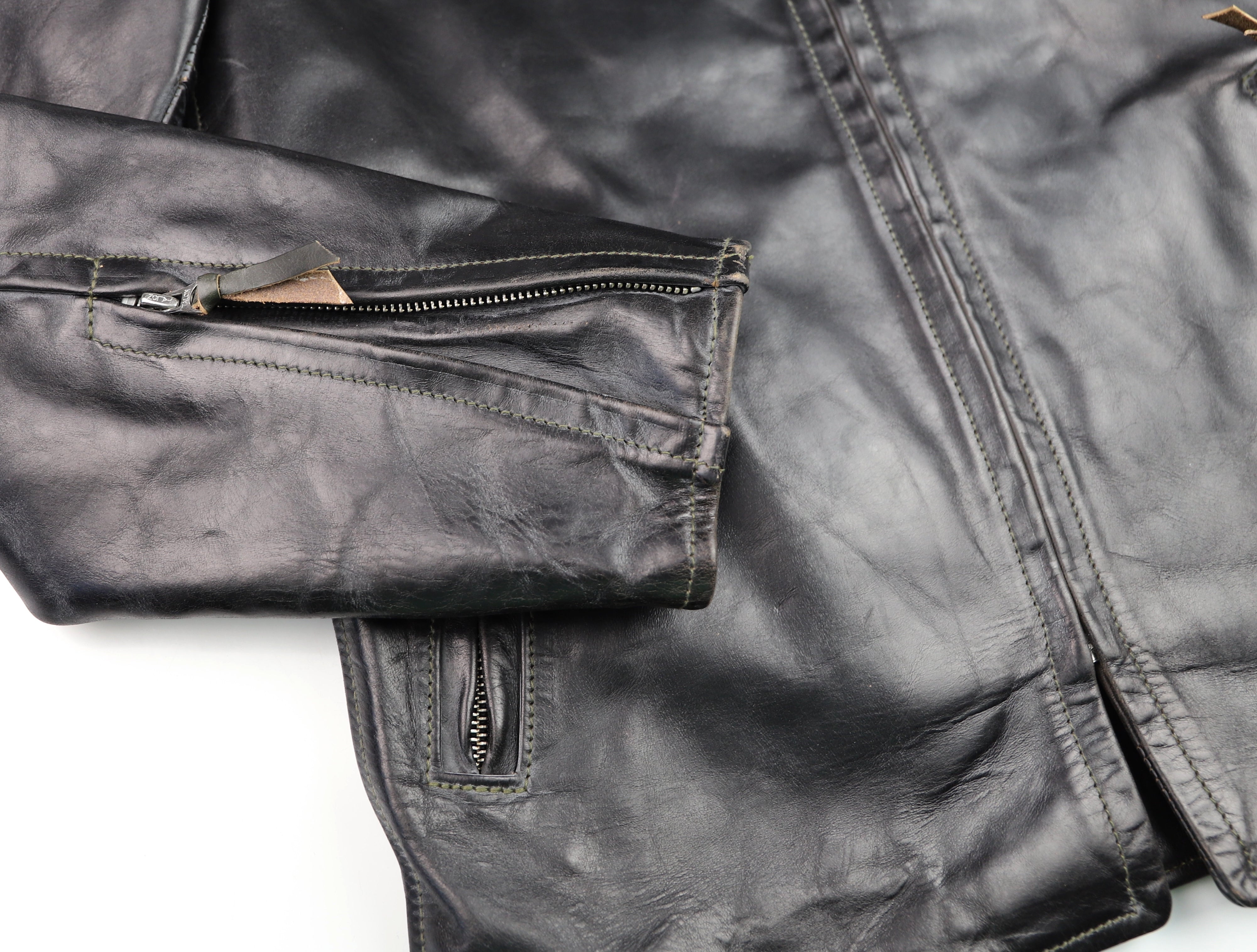 Aero Cafe Racer, size 40, Black CXL FQHH, Gently Worn