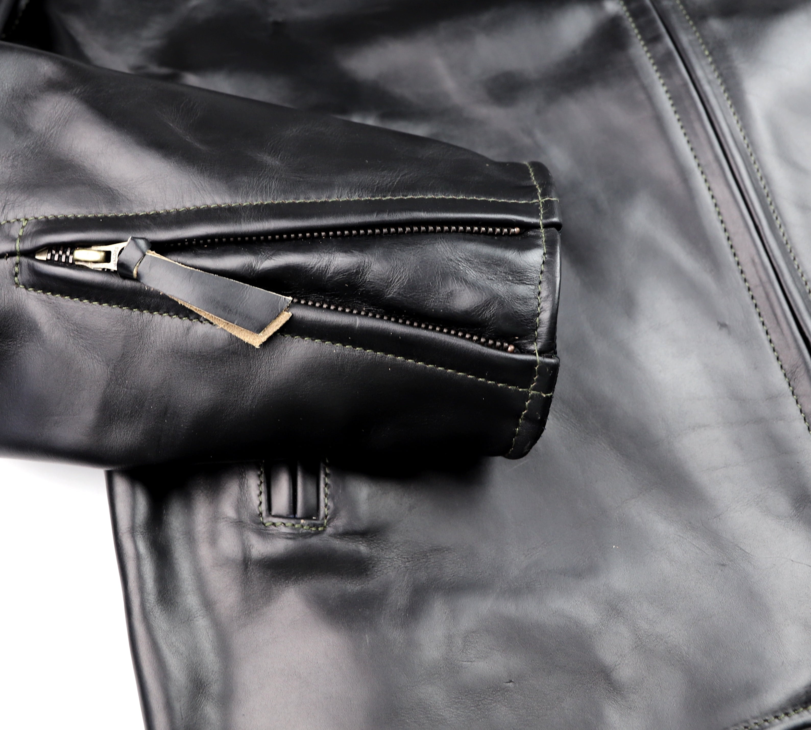 Aero Cafe' Racer, size 48, Black CXL Steerhide