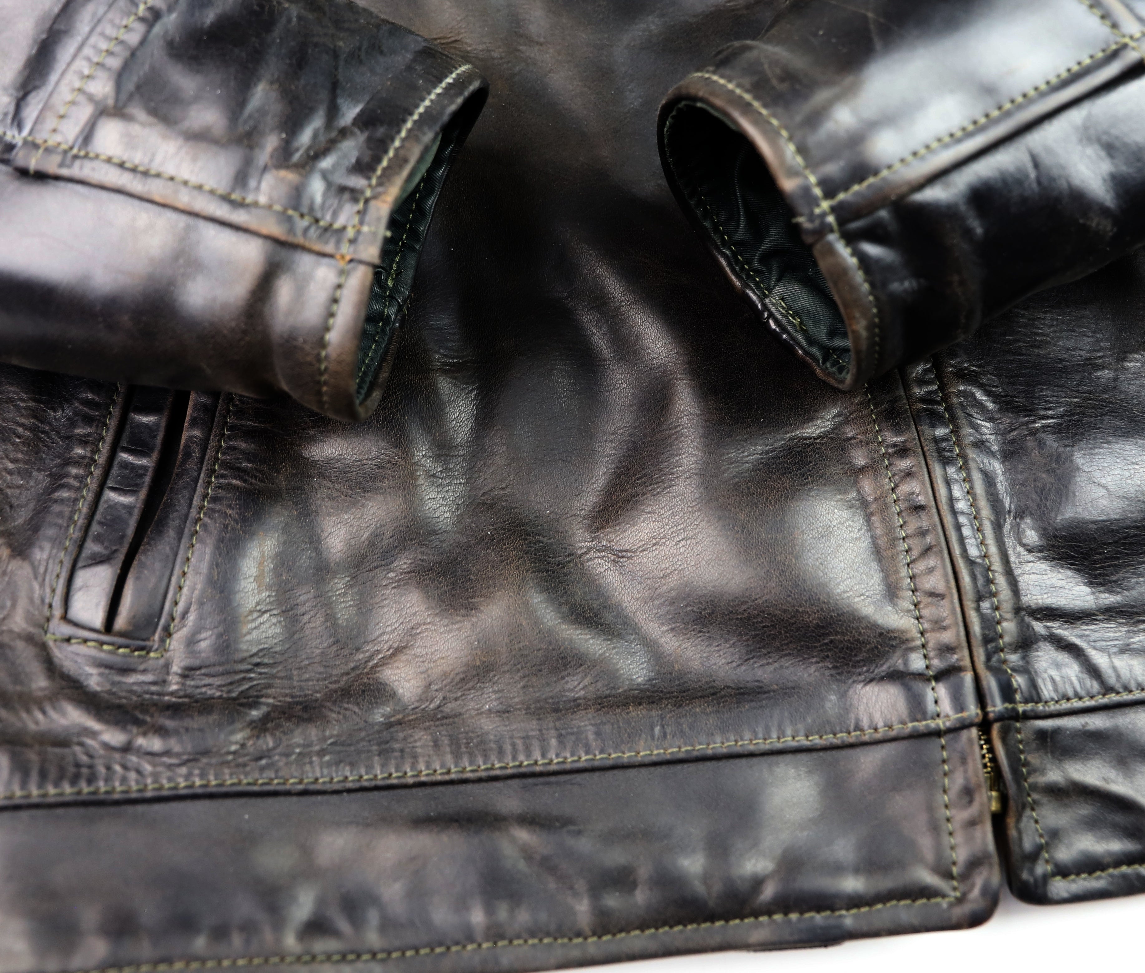 Aero Highwayman, sz 44, Black CXL FQHH, Gently Worn