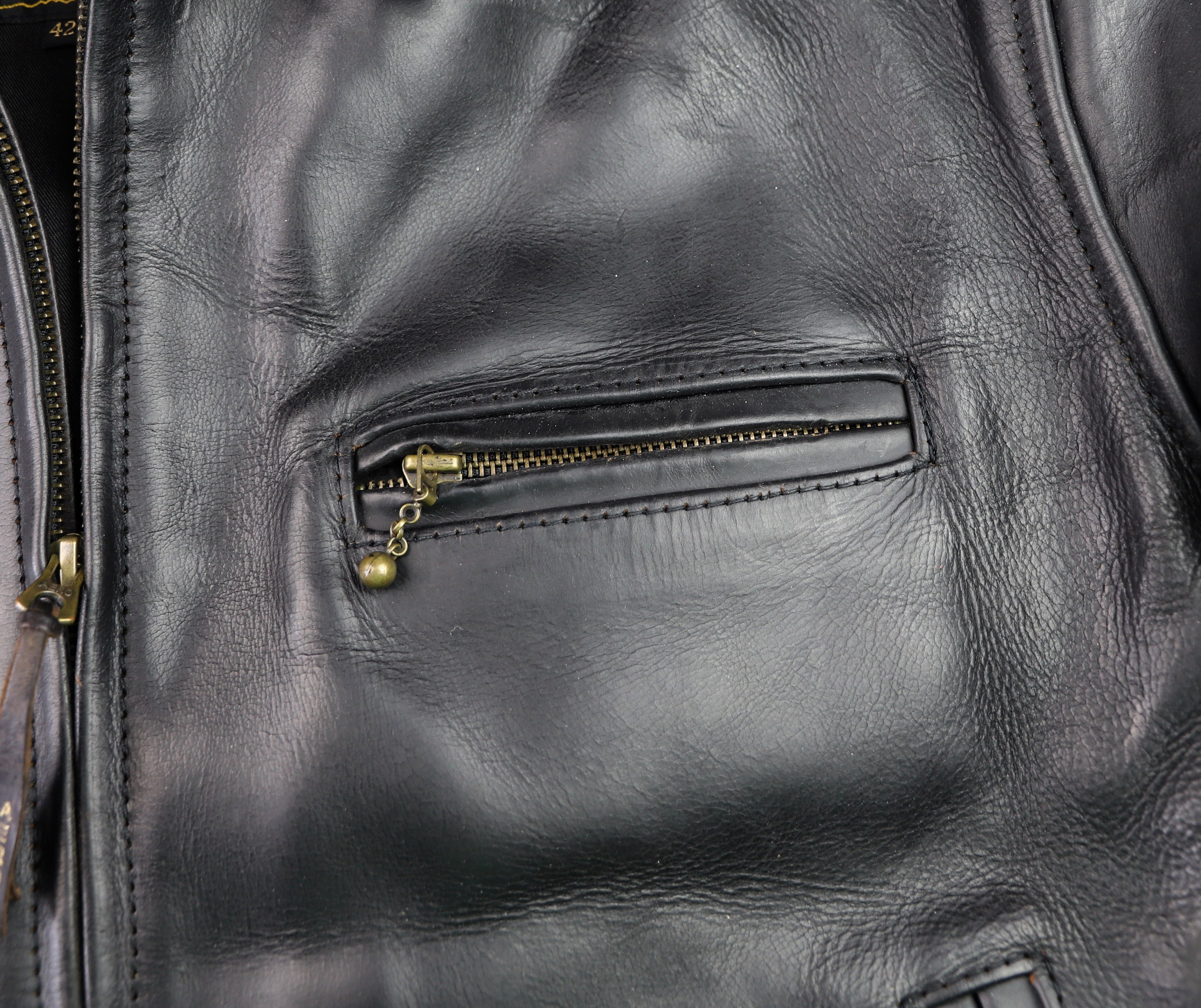 Aero Highwayman, sz 42, Black CXL FQHH, Gently Worn