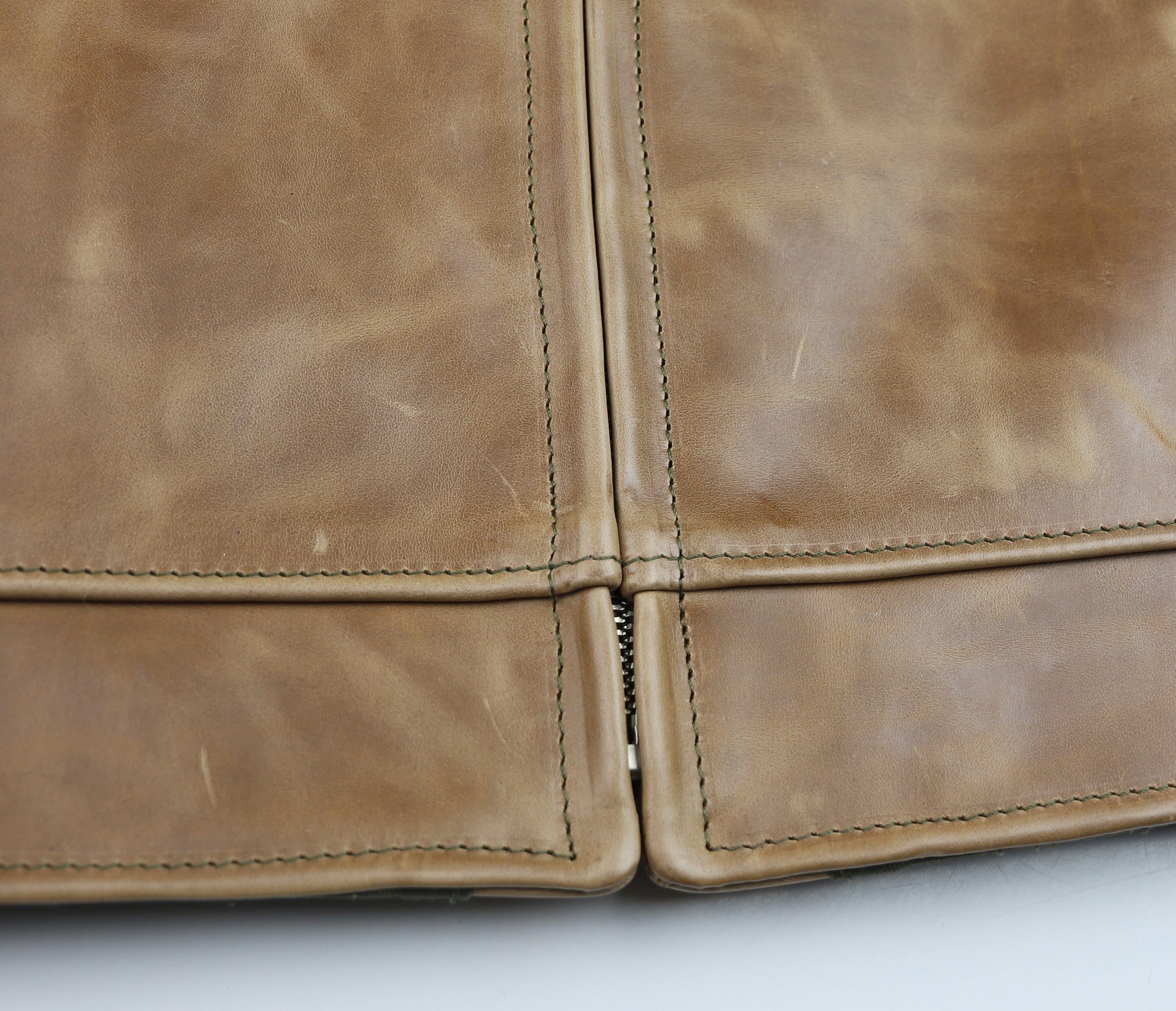 Aero Highwayman, sz 48 (fits like 52), Natural Chromexcel FQHH