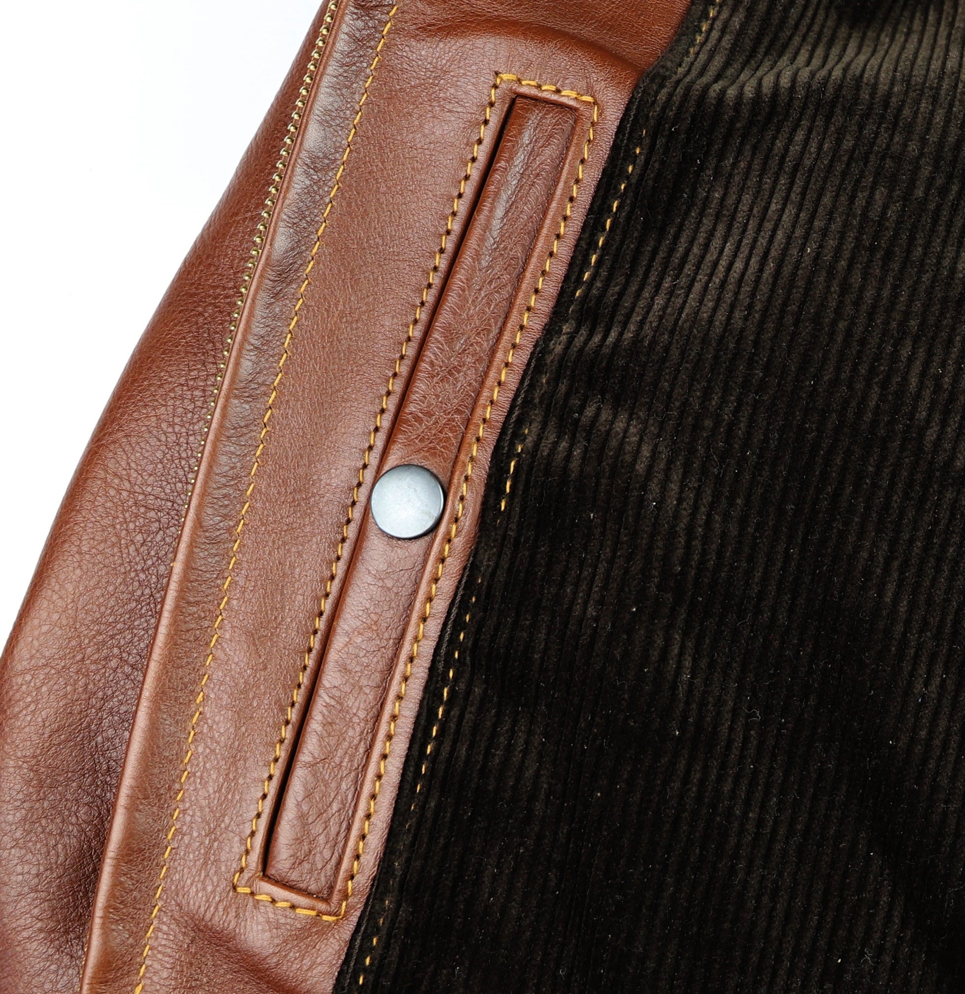 Aero Highwayman, sz 40, Russet Vicenza Horsehide, Gently Worn