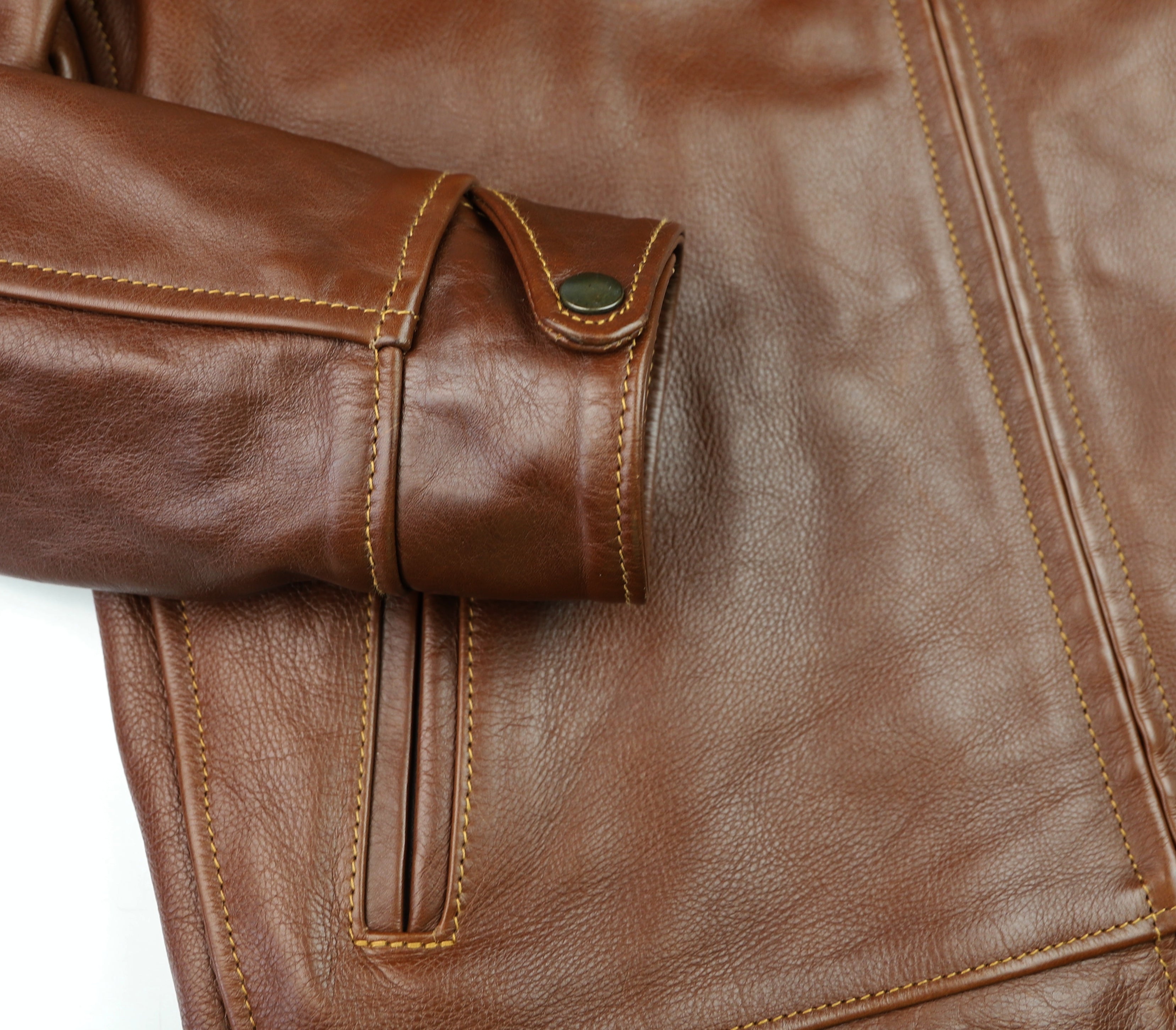 Aero Highwayman, sz 40, Russet Vicenza Horsehide, Gently Worn