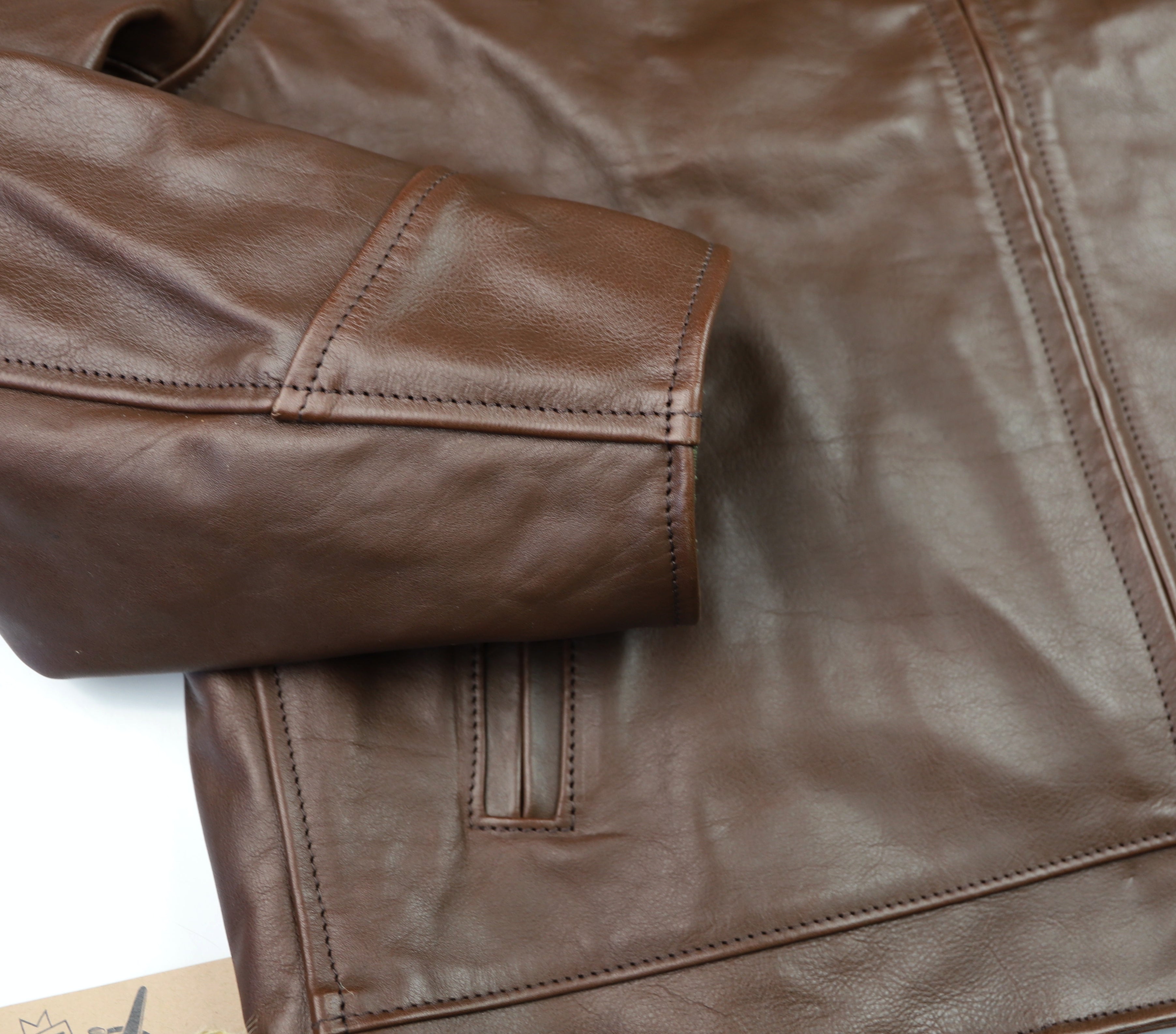 Aero Highwayman, sz 50, Seal Vicenza Horsehide, New with tag