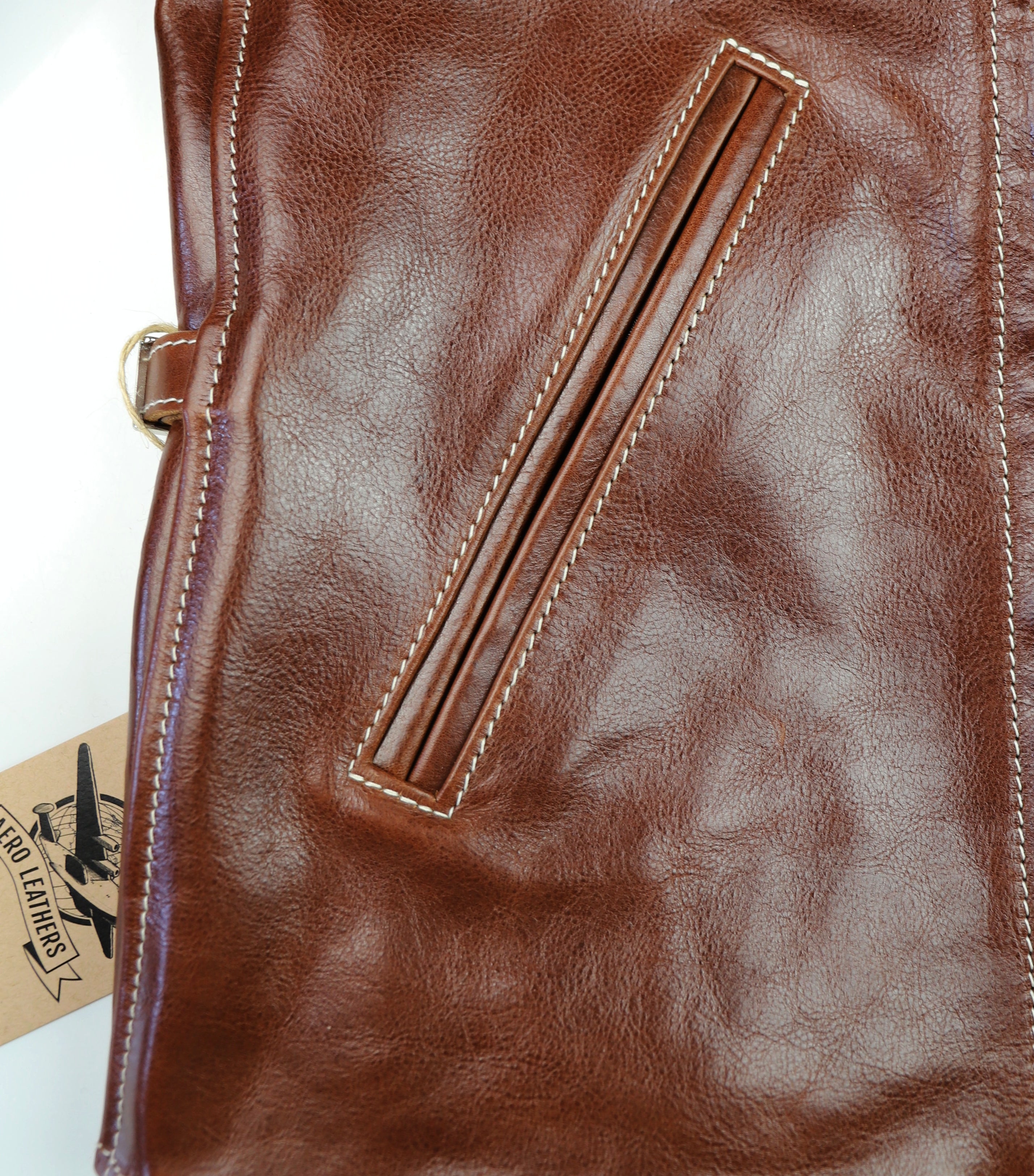 Aero Hooch Hauler, size 42, Russet Badalassi Cowhide