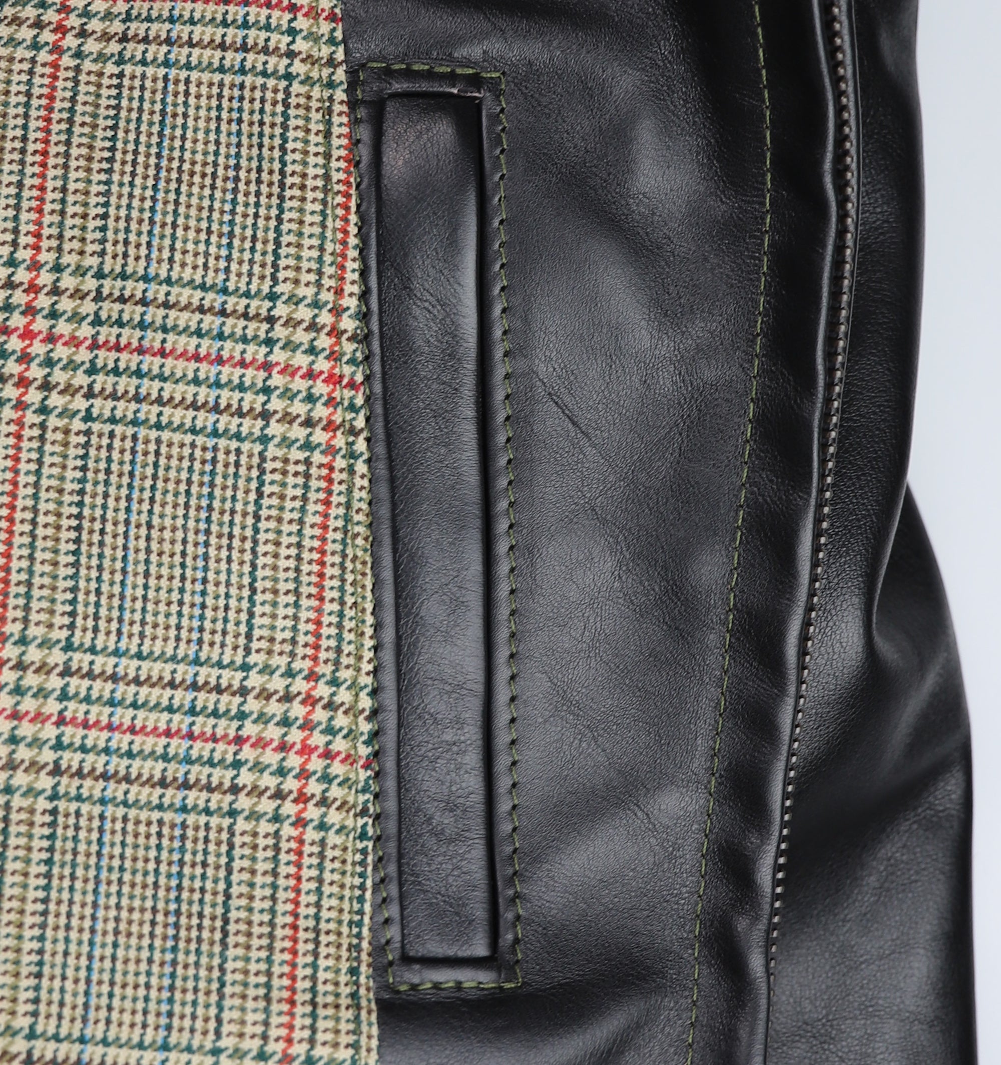 Aero Premier Highwayman, size 44, Blackened Brown Vicenza Horsehide