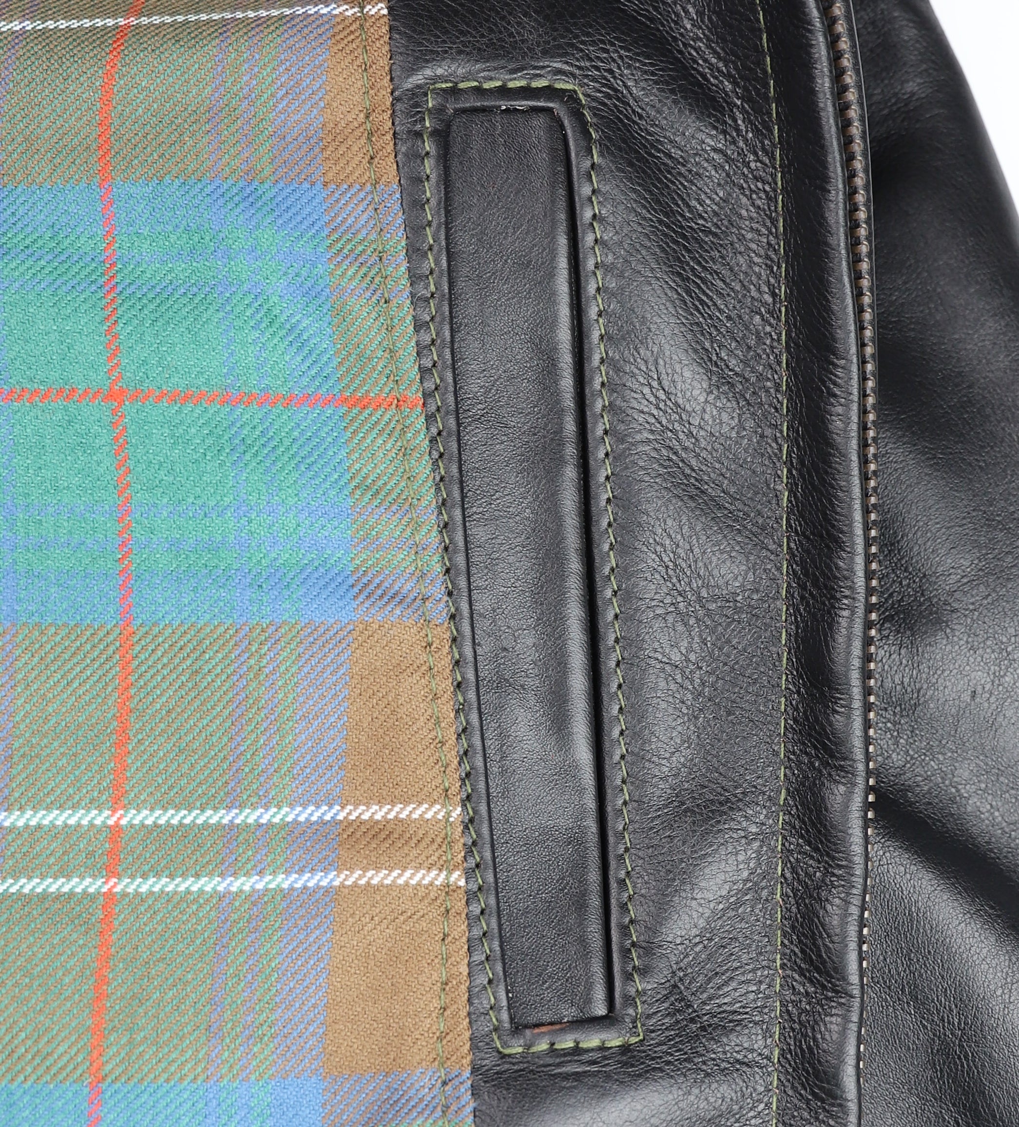 Aero Premier Highwayman, size 40, Blackened Brown Vicenza Horsehide