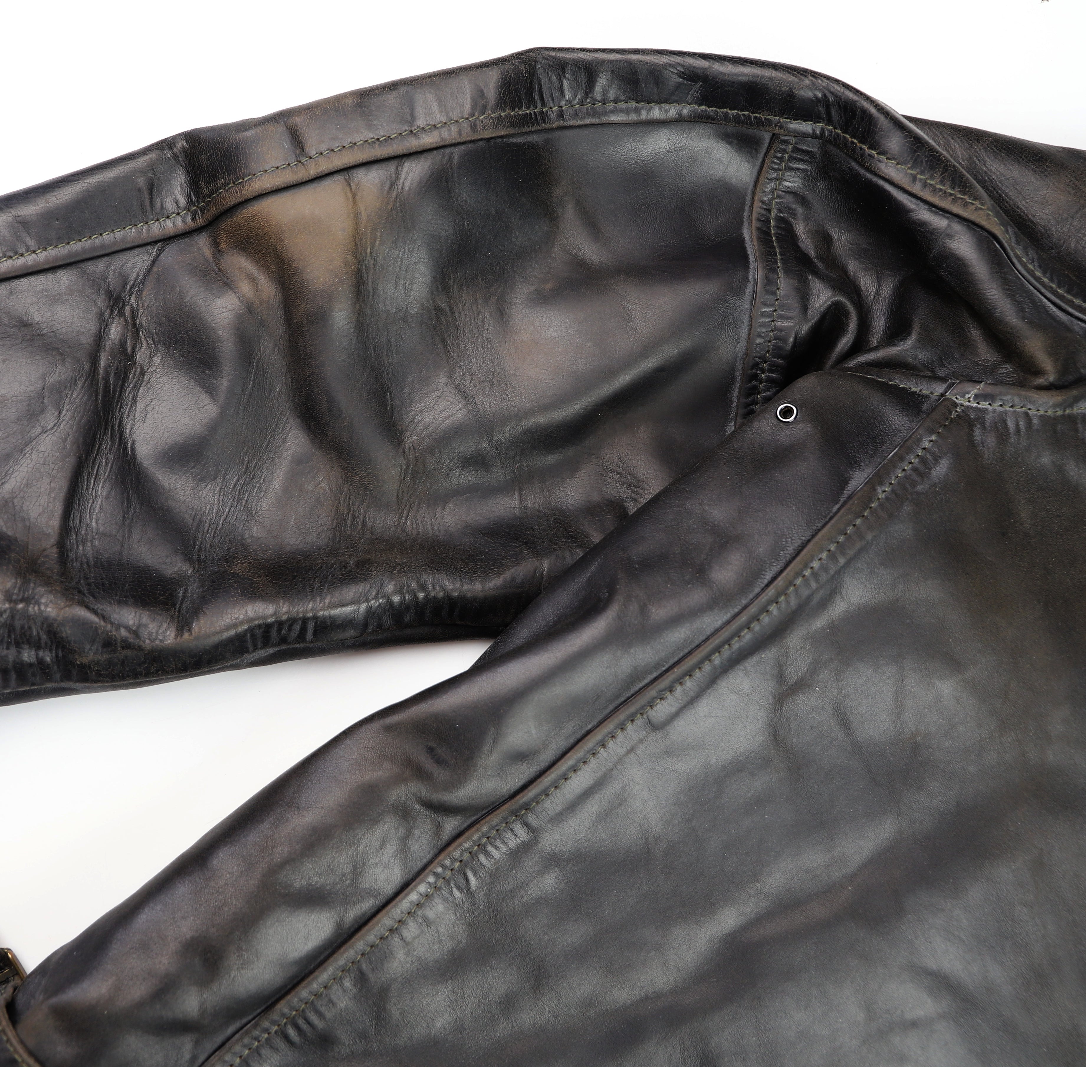 Aero Highwayman, sz 44, Black CXL FQHH, Gently Worn
