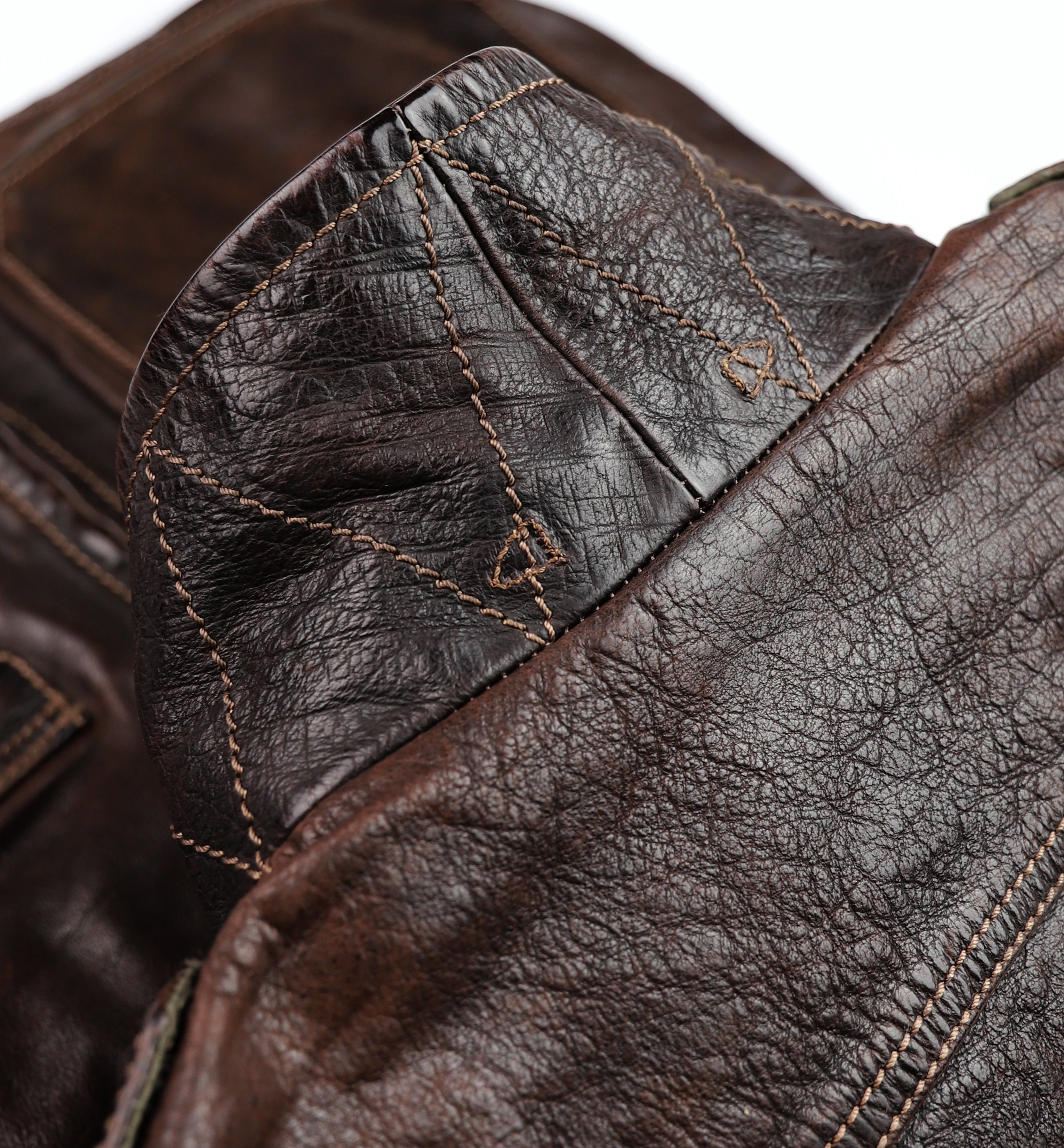 Thedi Atlas Deluxe Half Belt, size Large, Hand Dyed Cocoa Toscano Buffalo