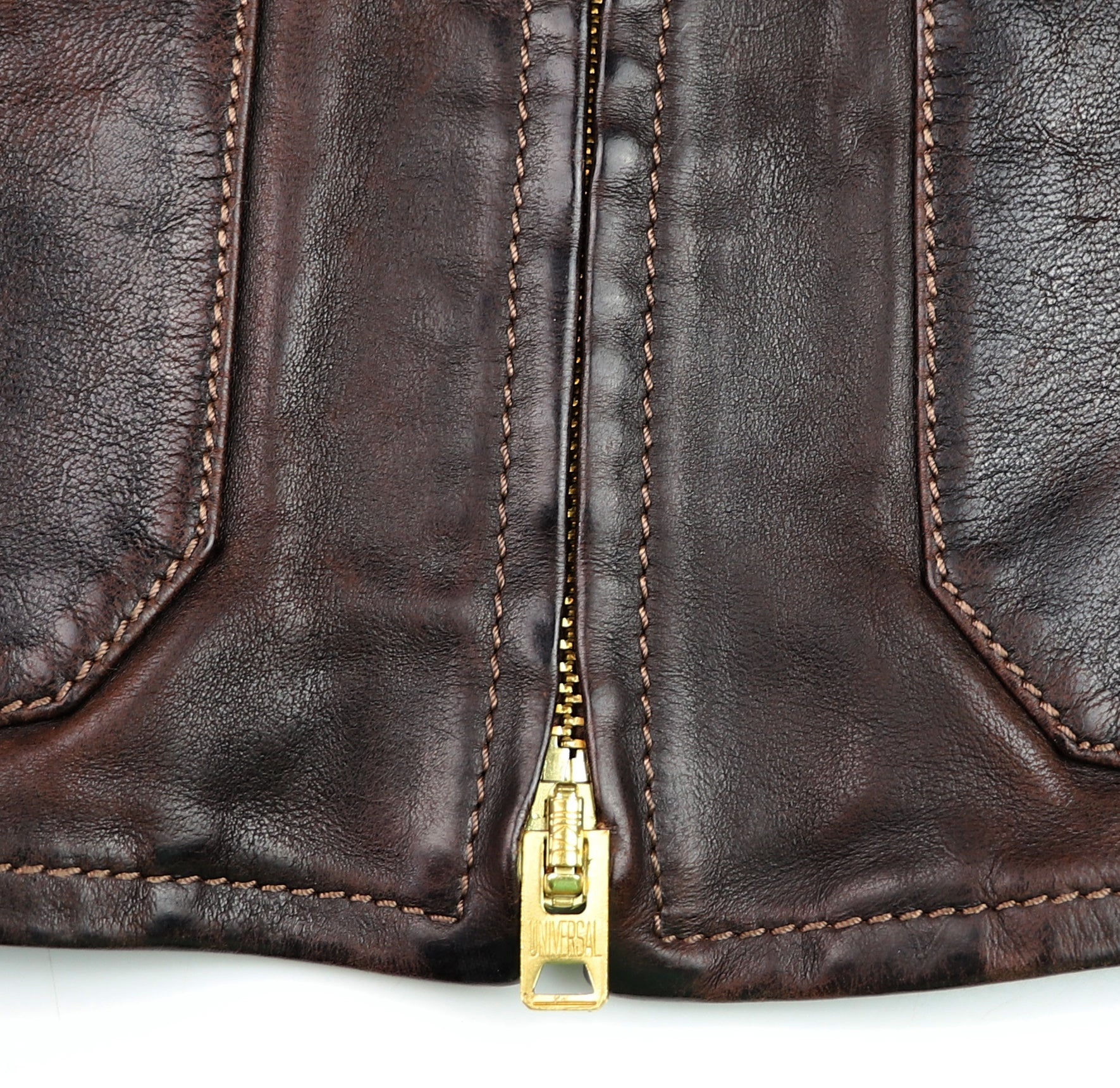 Thedi Atlas Deluxe Half Belt, size Medium, Hand Dyed Cocoa Buffalo