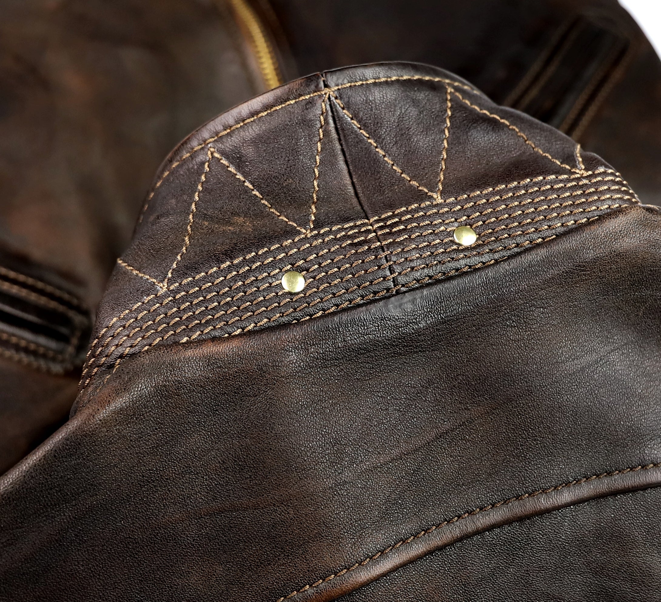 Thedi Evander Crosszip Half Belt, size Large, Chestnut Bruciato Horsehide