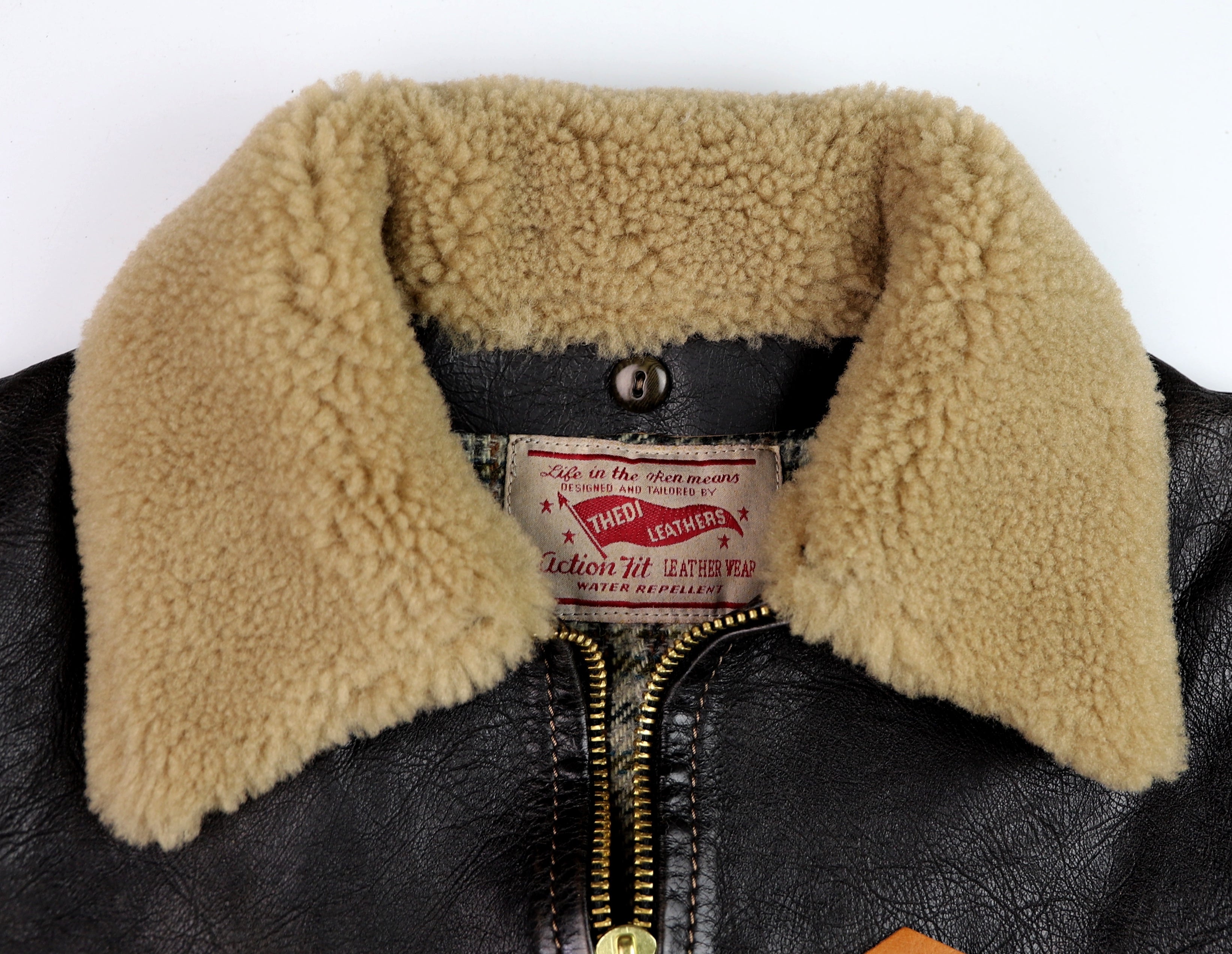Thedi Idas Jacket, size Large, Black Teacore Bruciato