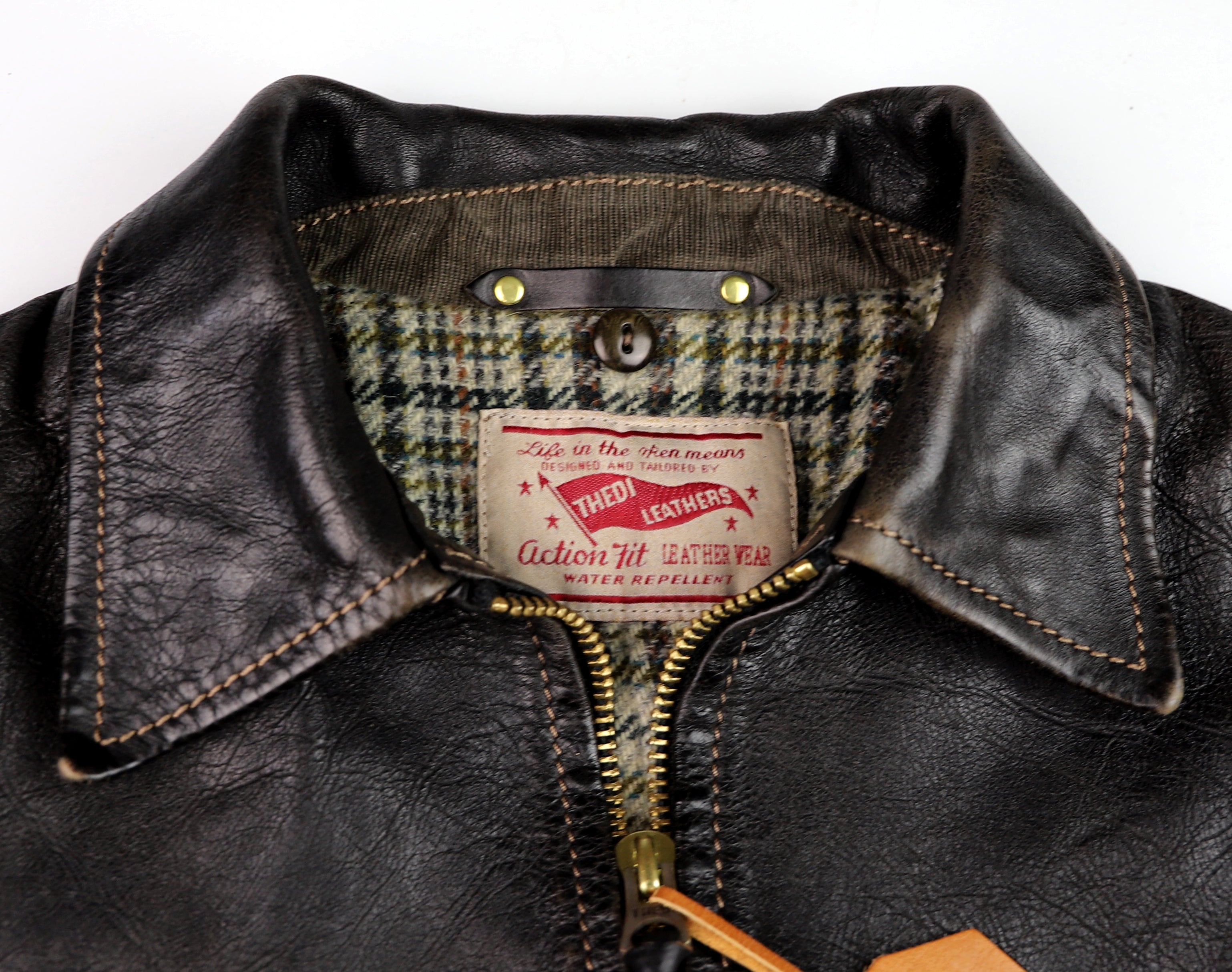 Thedi Idas Jacket, size Large, Black Teacore Bruciato