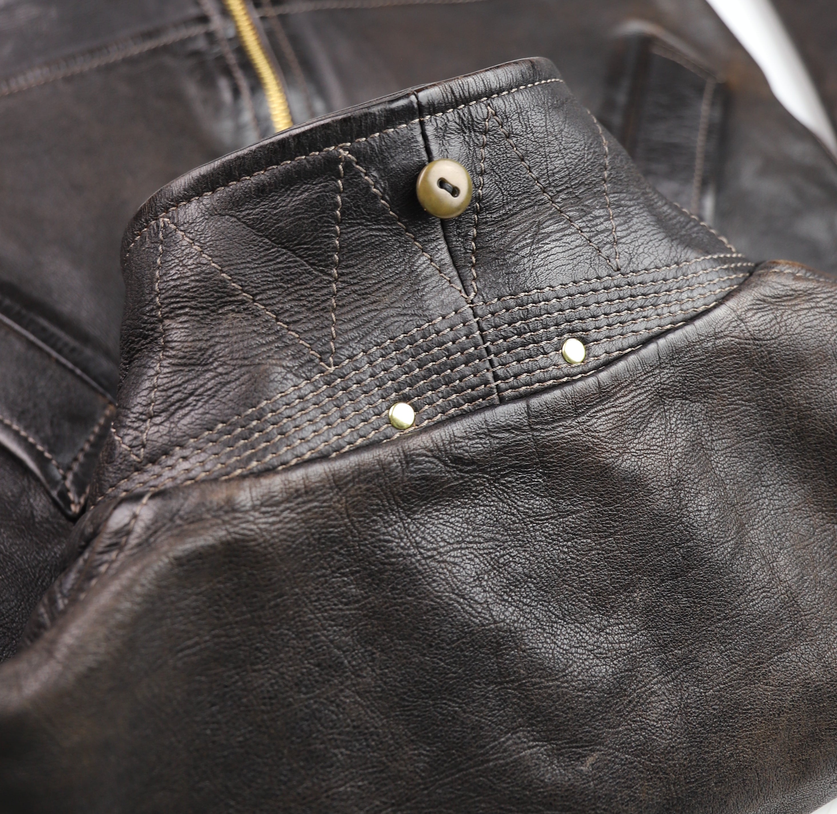 Thedi Idas Jacket, size Medium, Black Teacore Bruciato