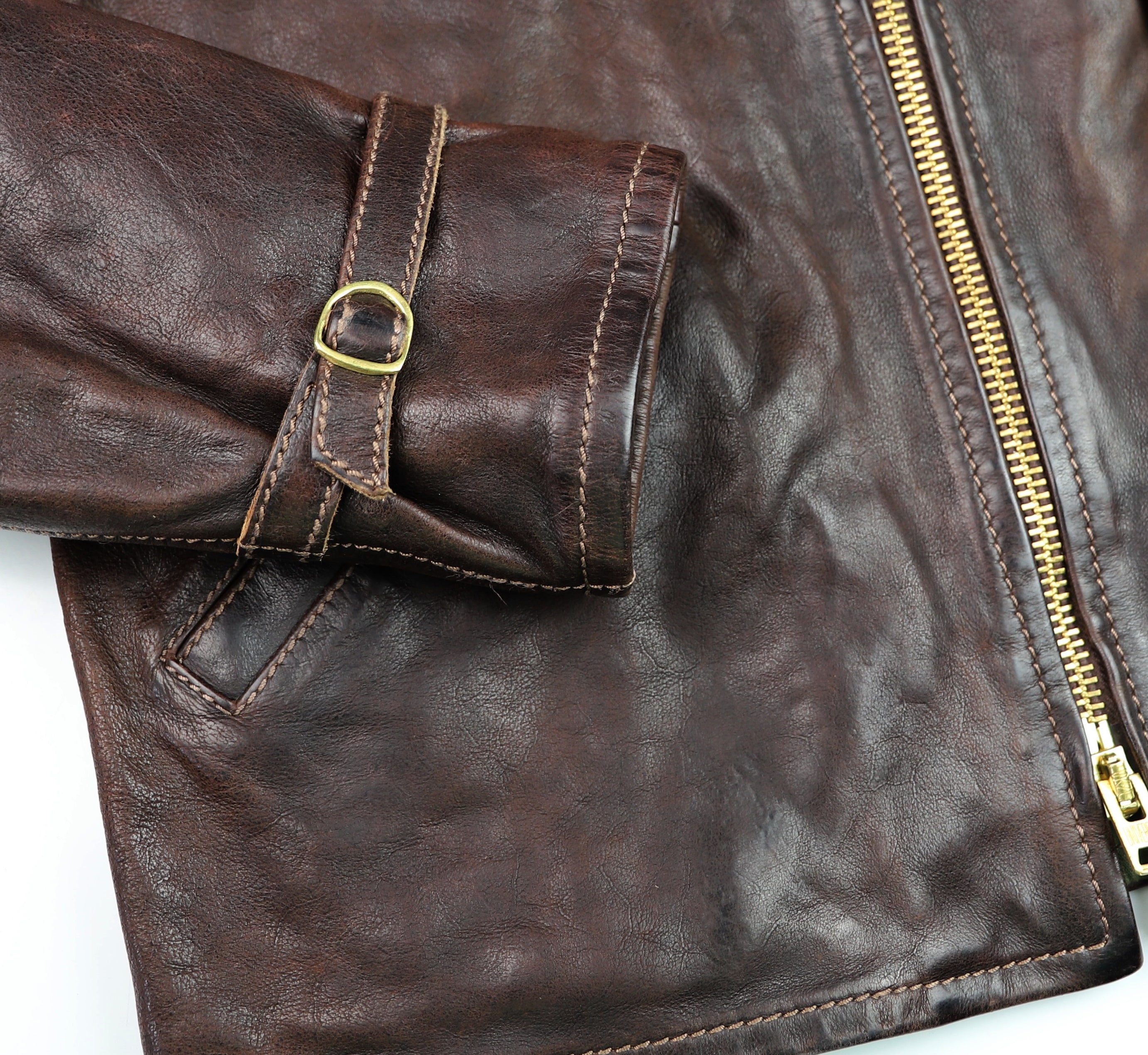 Thedi Memphis Half Belt, size Large, Hand Dyed Cocoa Toscano Buffalo