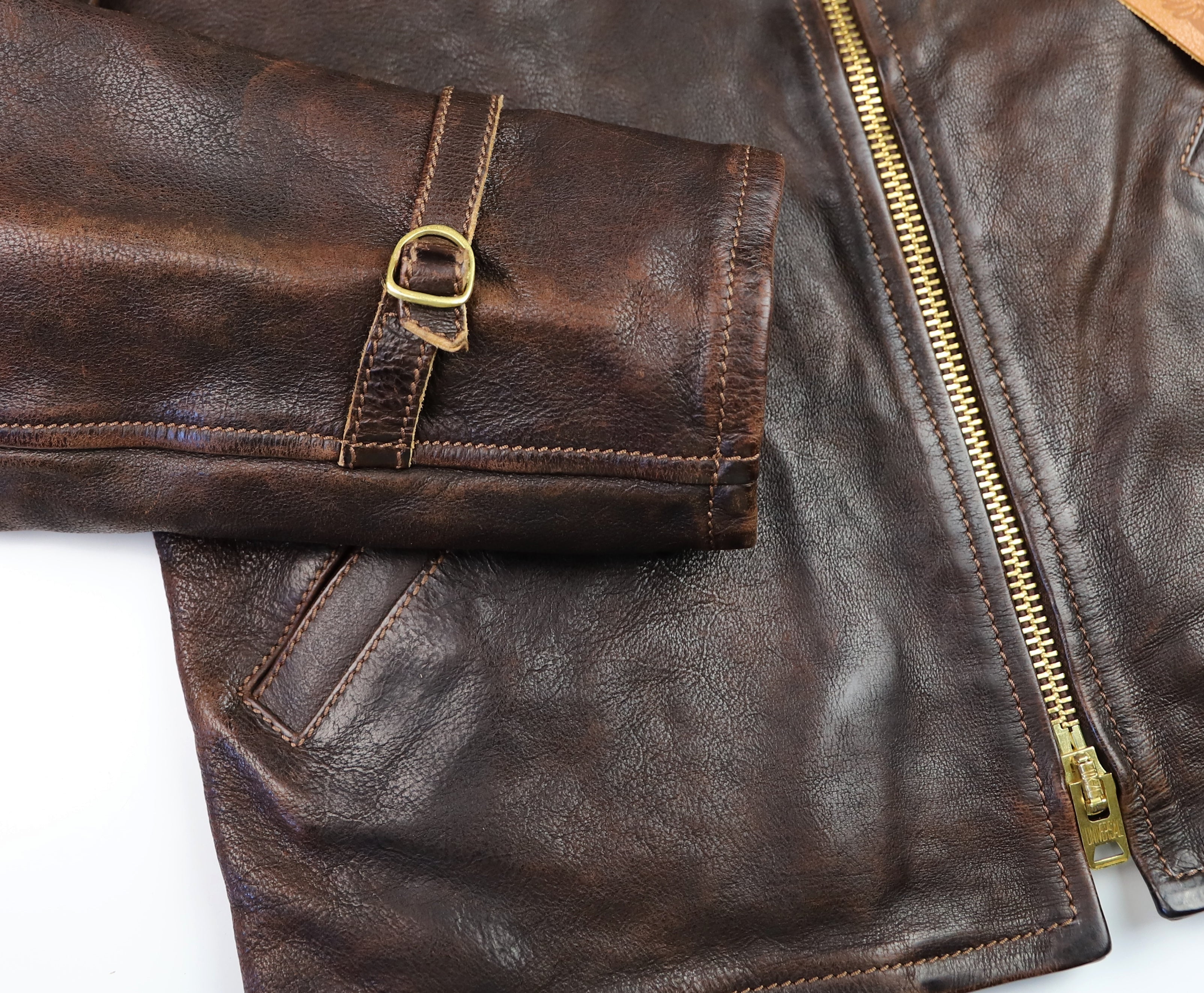 Thedi Memphis Half Belt, size Large, Hand Dyed Cocoa Toscano Buffalo