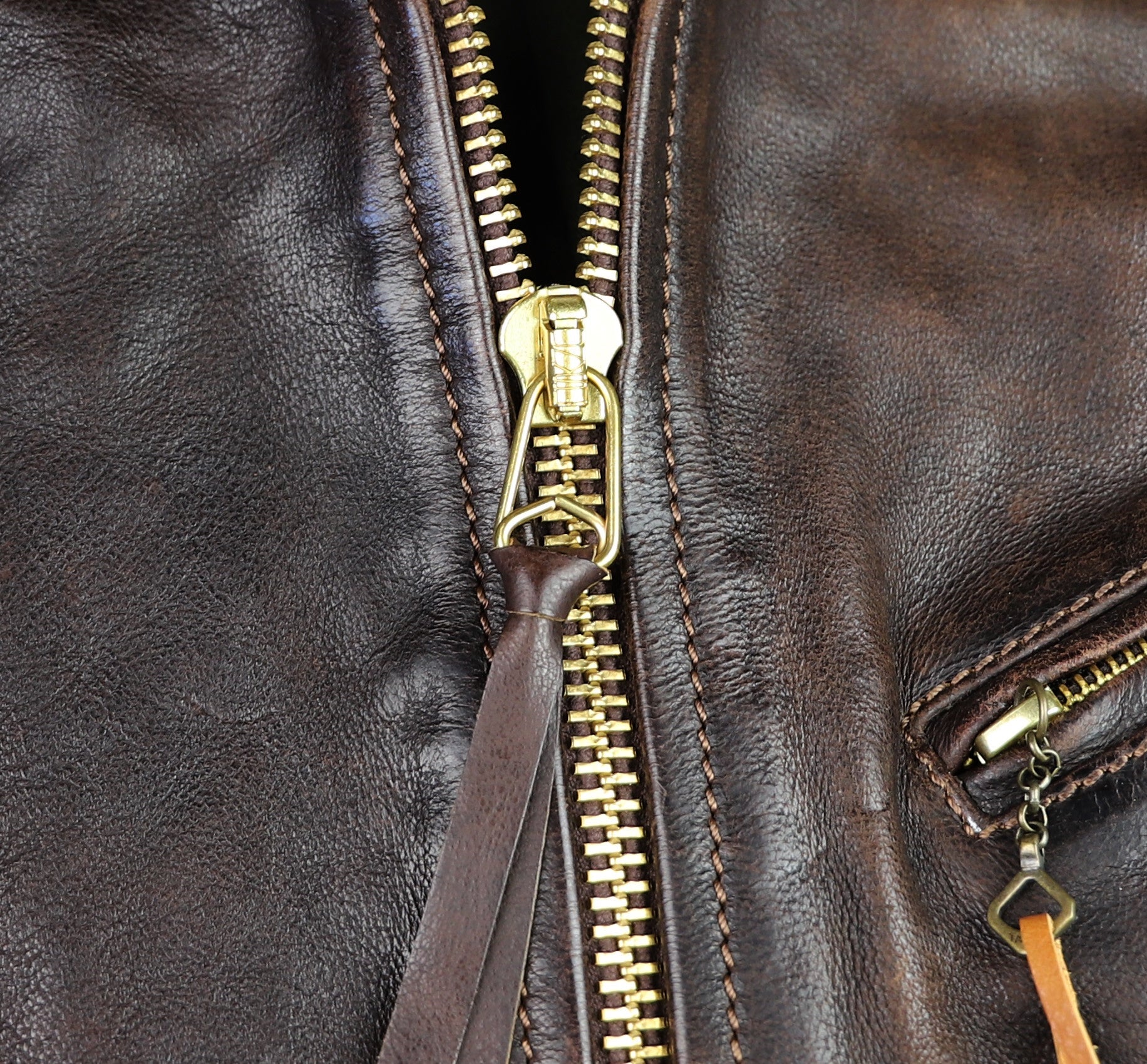 Thedi Memphis Half Belt, size Large, Hand Dyed Cocoa Toscano Buffalo