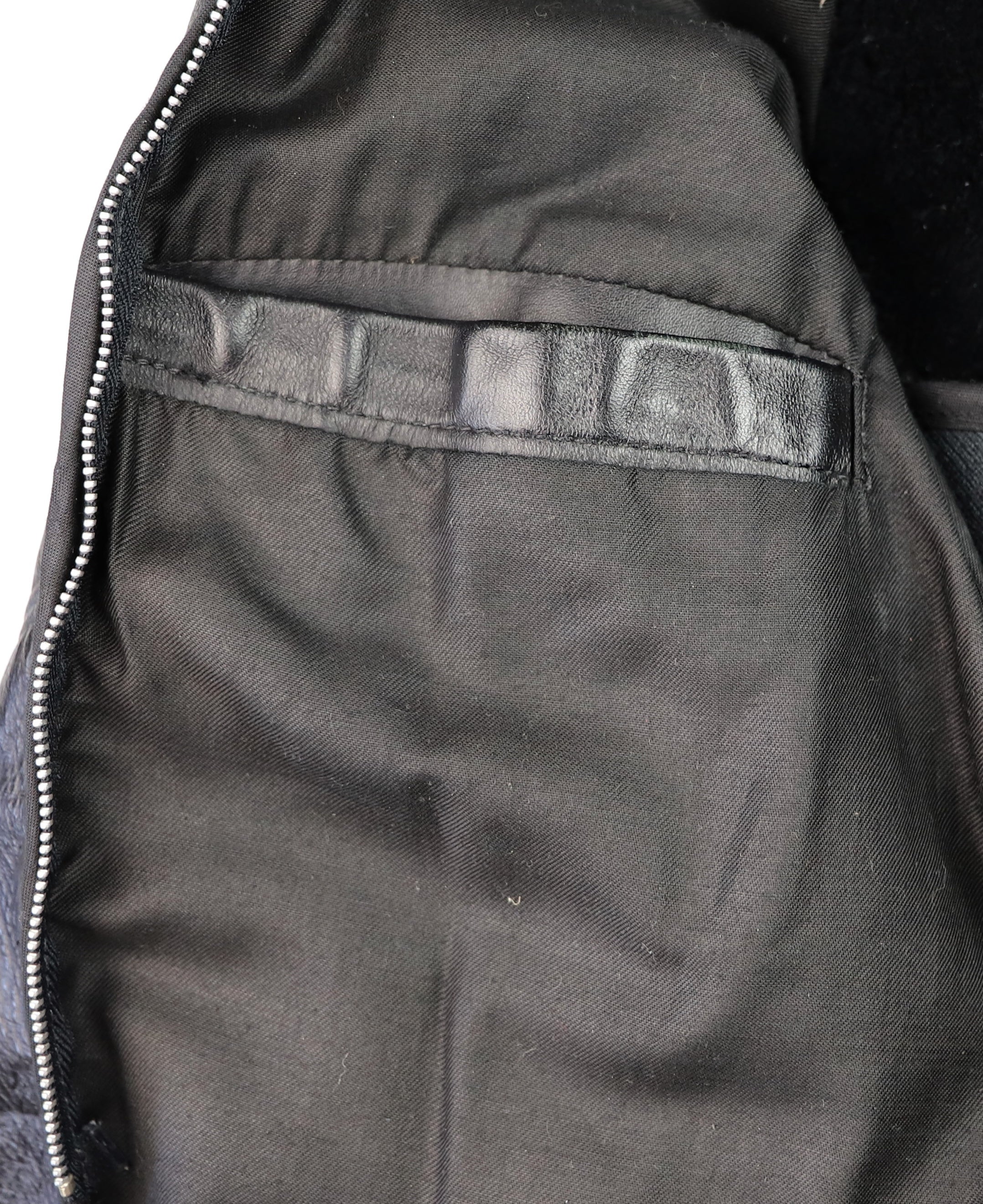 Vanson Model A, size 44, Gently Worn