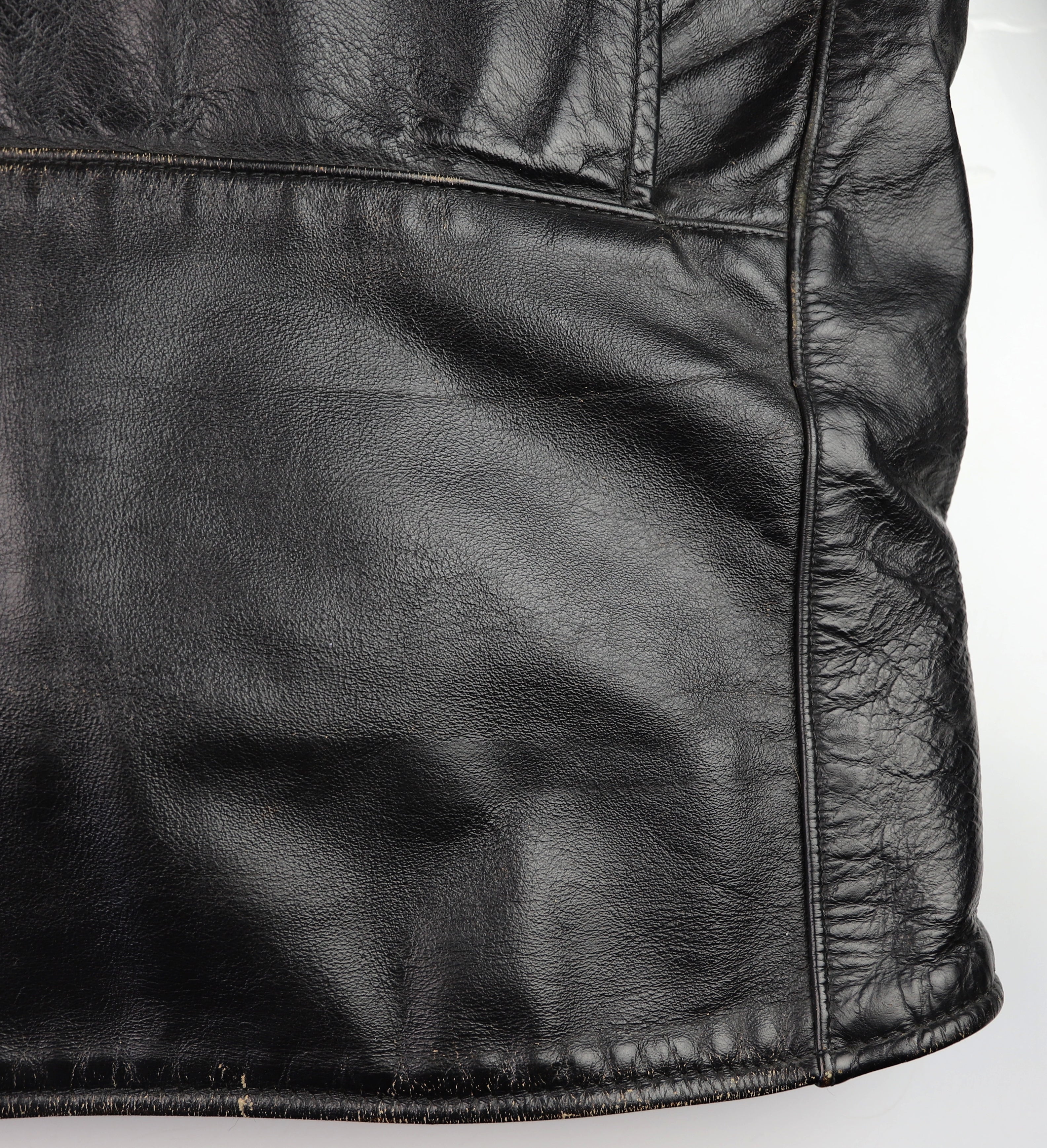 Vanson Model A, size 44, Gently Worn