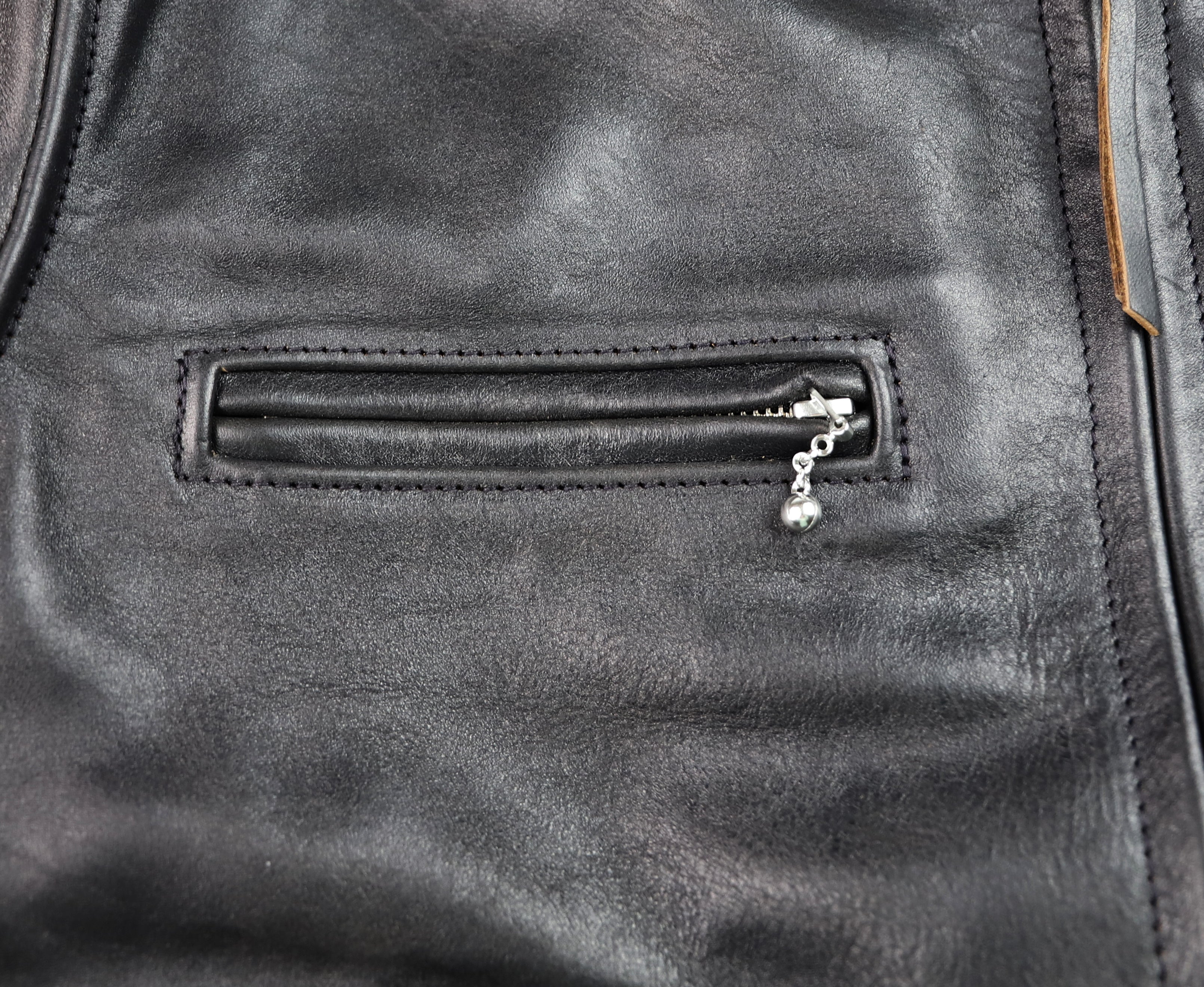Aero Cafe' Racer, size 42, Tumbled Black CXL Horsehide
