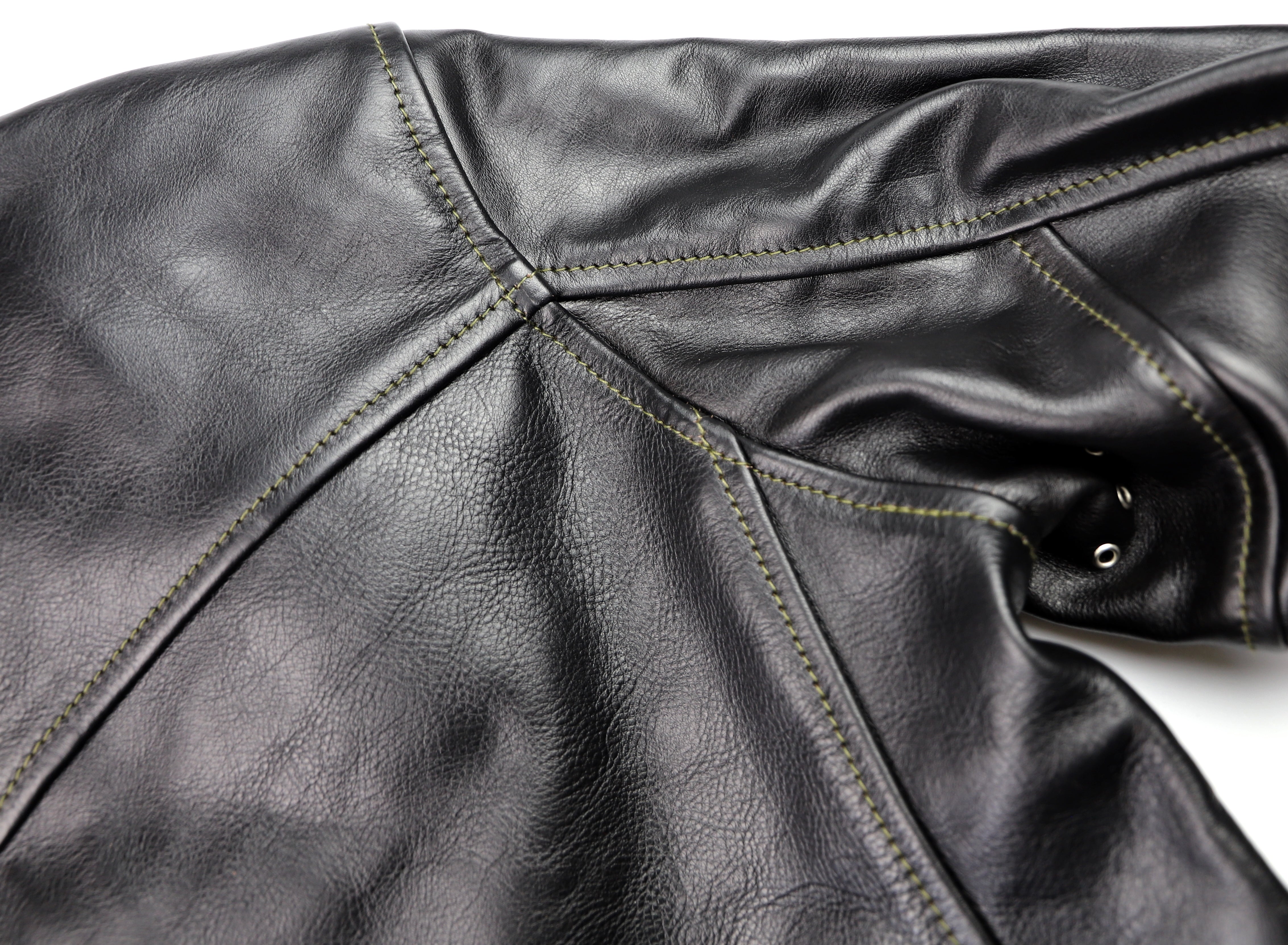 Aero Premier Highwayman, size 38, Blackened Brown Vicenza Horsehide