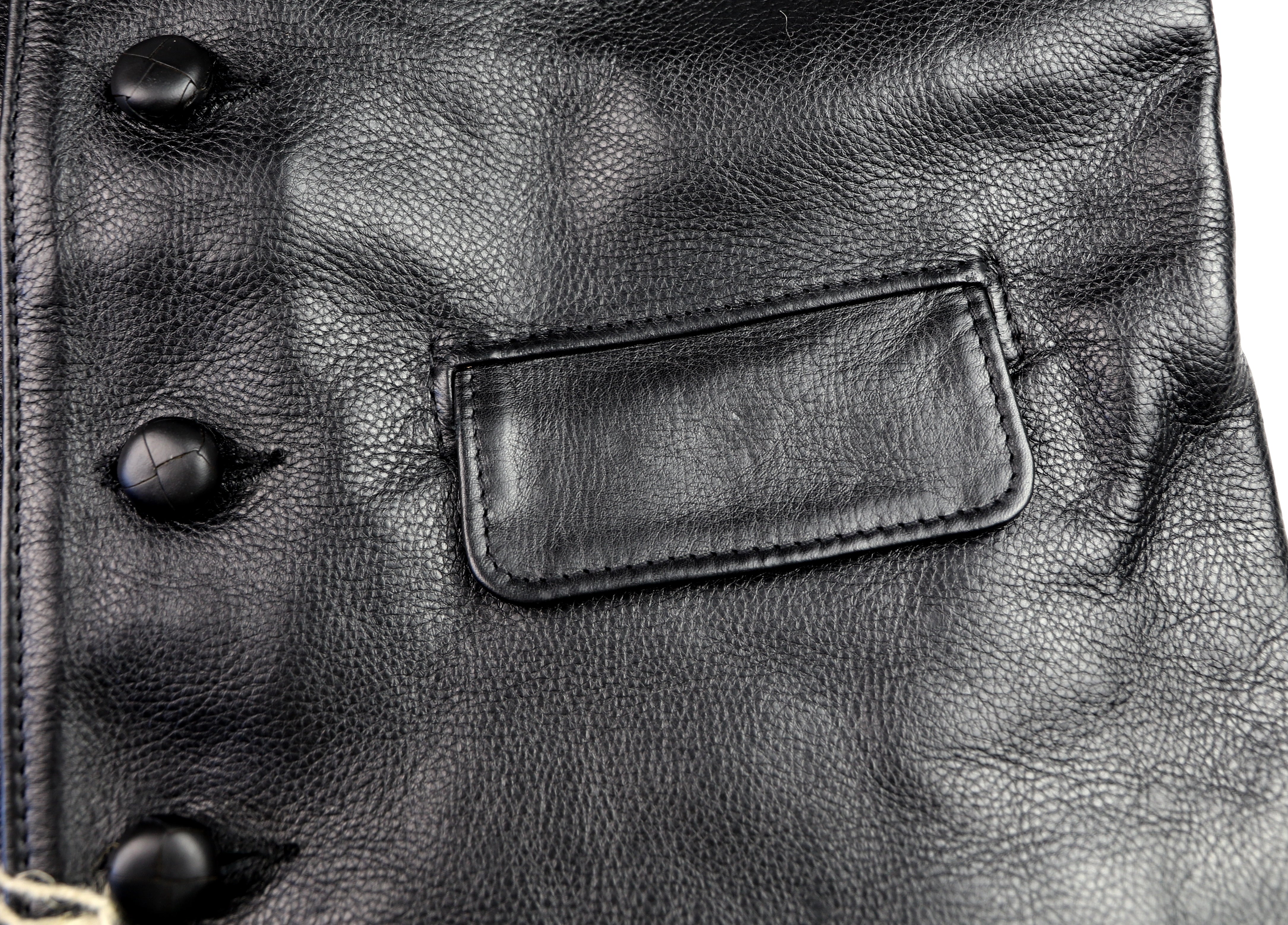 Aero Shackleton, size 42, Black Vicenza Horsehide