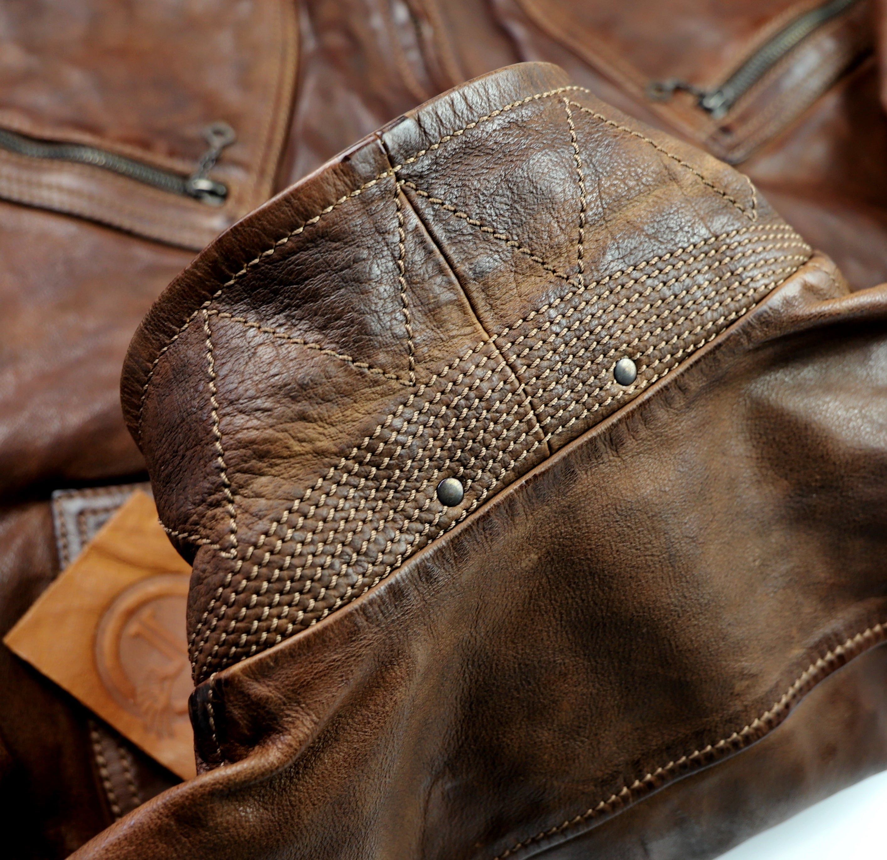 Thedi Aegean Half Belt, size Large, Hand-Dyed Cocoa Buffalo