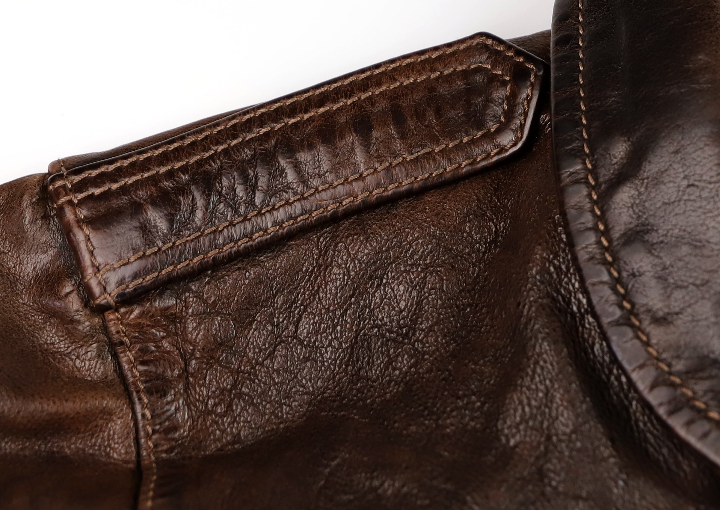 Thedi Atlas Deluxe Half Belt, size Large, Hand Dyed Cocoa Buffalo