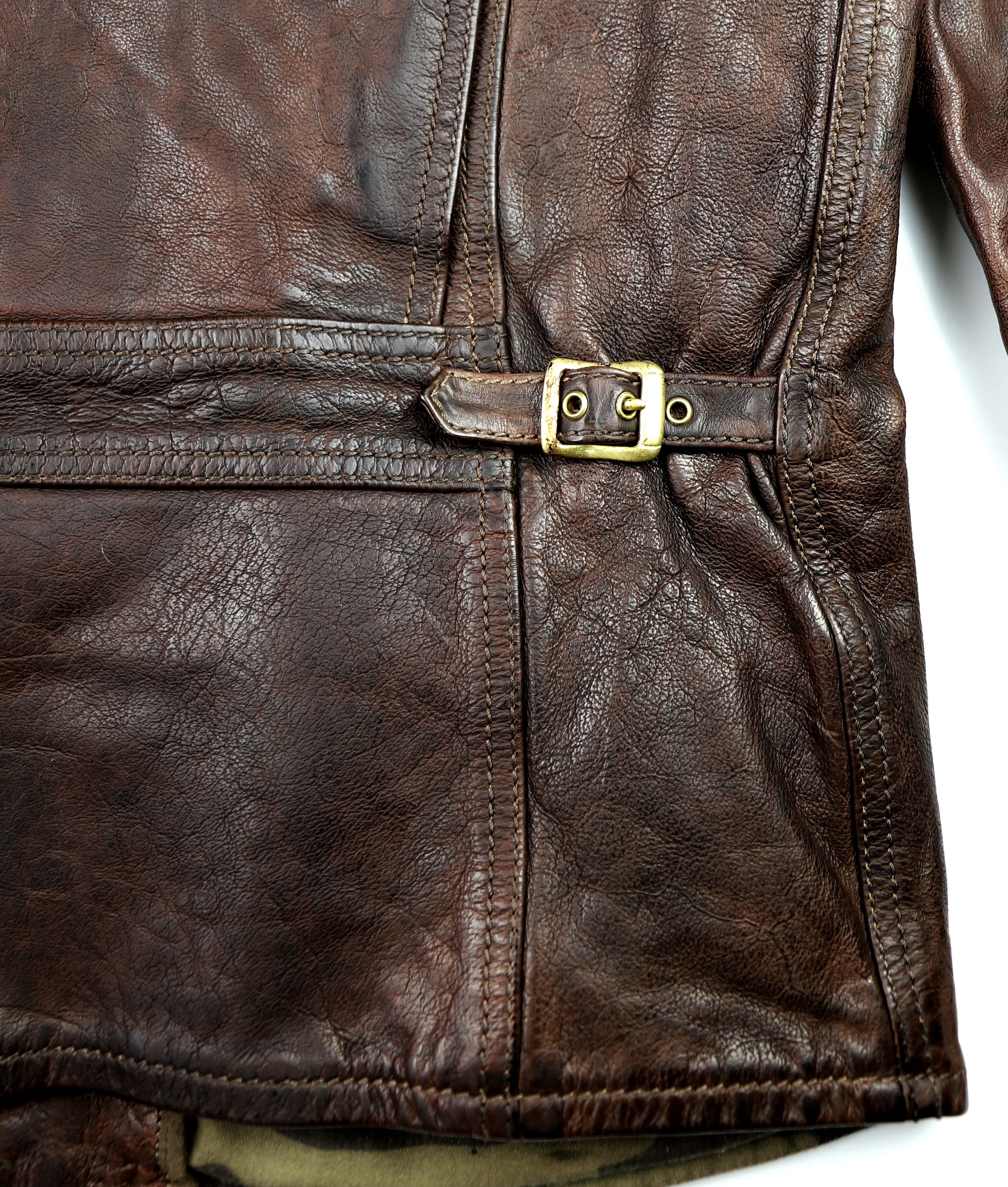 Thedi Atlas Deluxe Half Belt, size Medium, Hand Dyed Cocoa Buffalo