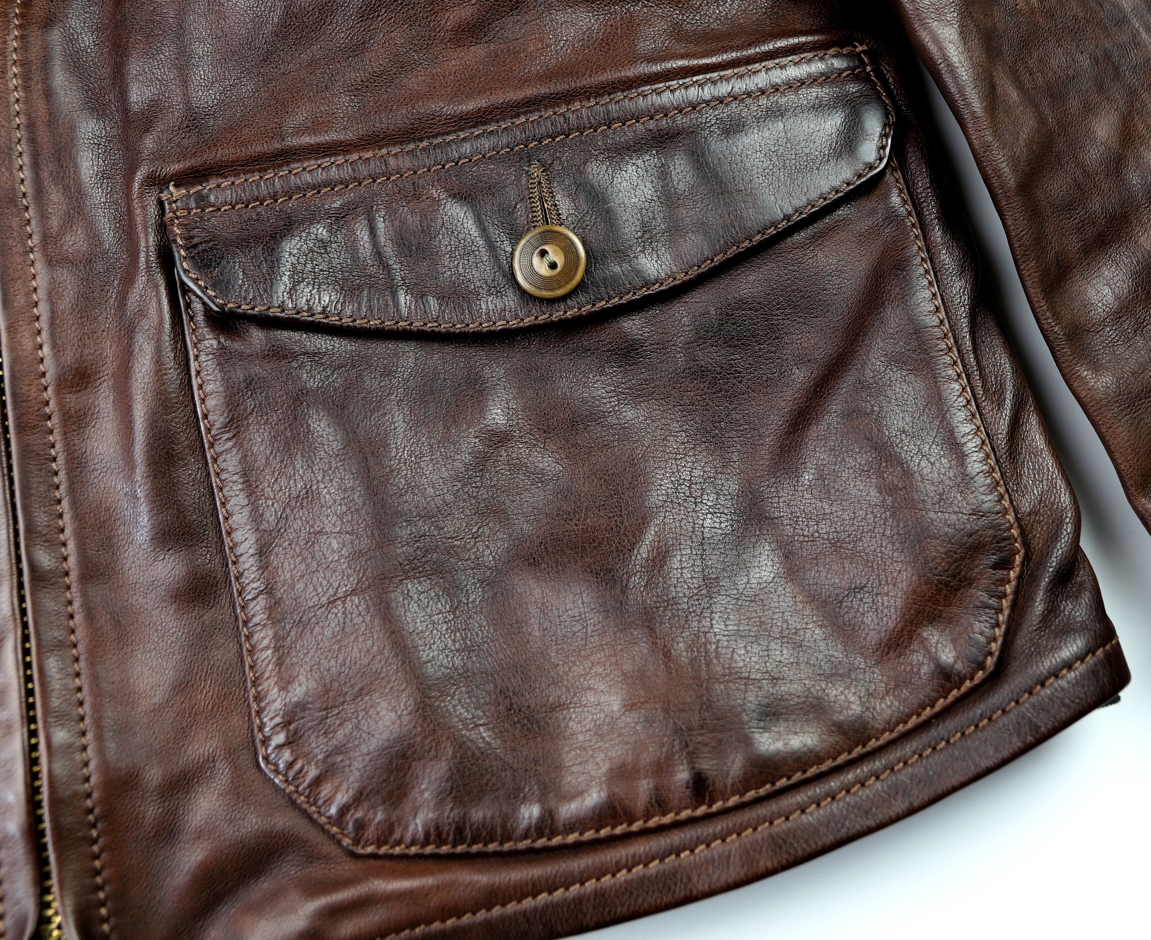 Thedi Atlas Deluxe Half Belt, size Medium, Hand Dyed Cocoa Buffalo