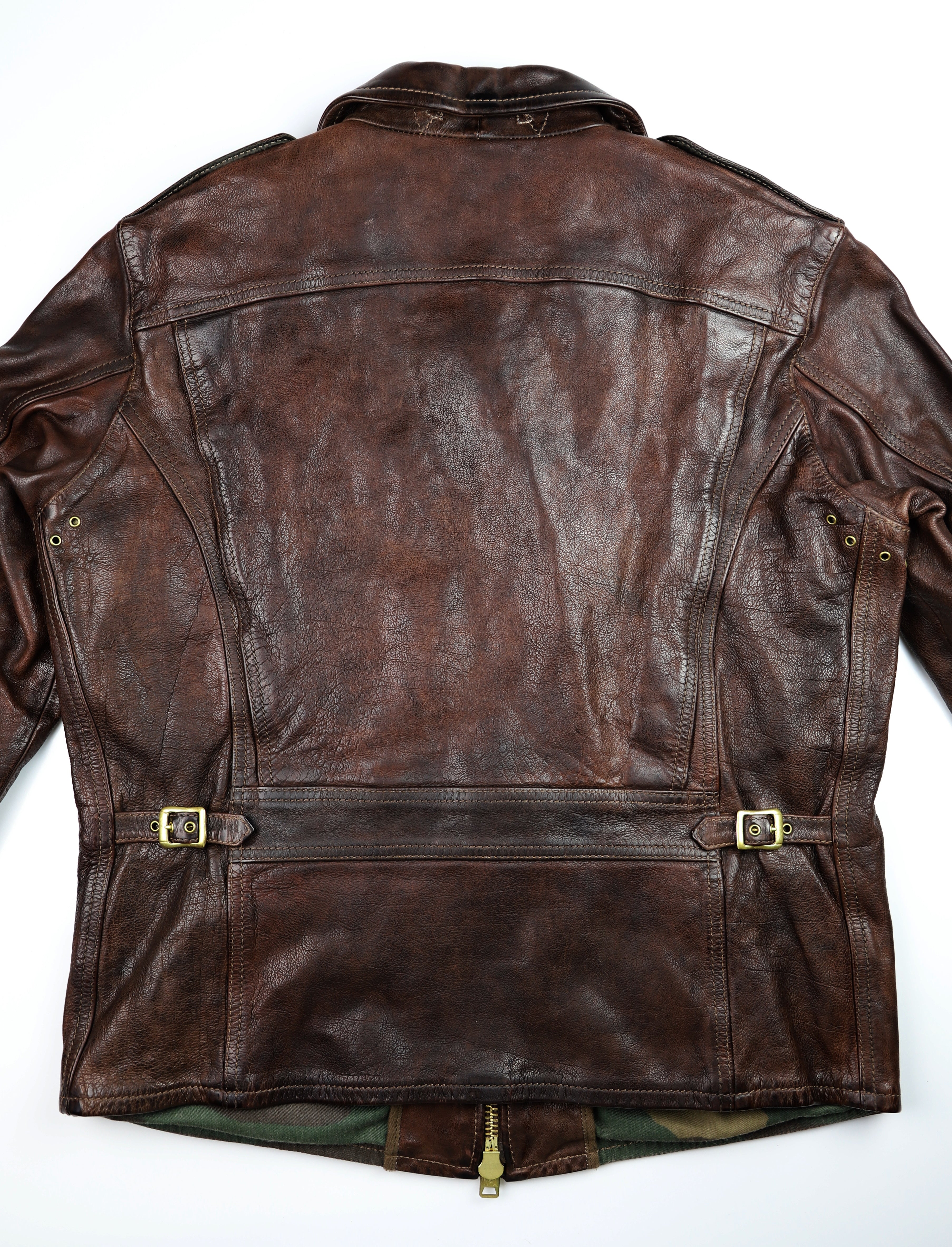 Thedi Atlas Deluxe Half Belt, size Medium, Hand Dyed Cocoa Buffalo