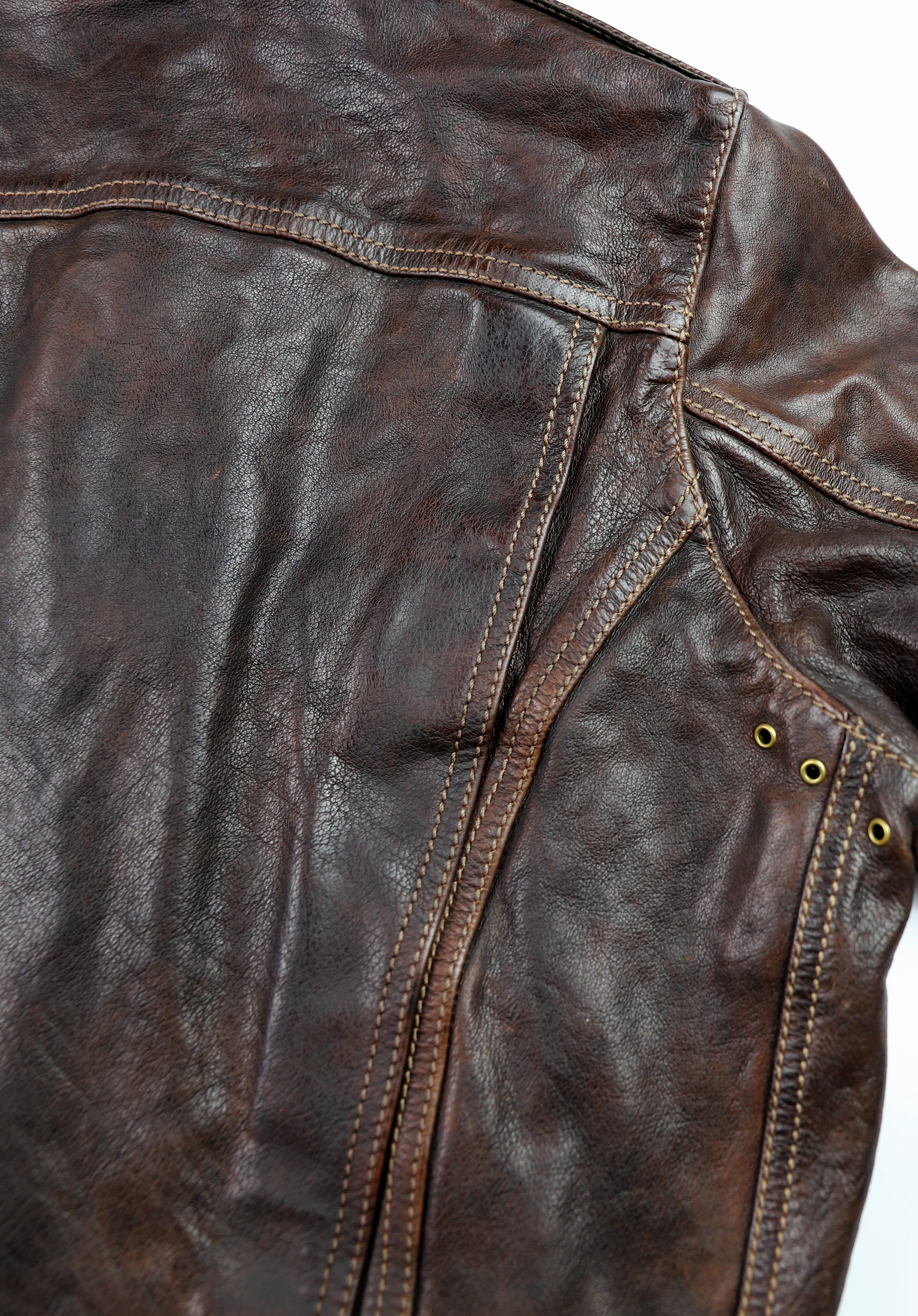 Thedi Atlas Deluxe Half Belt, size Large, Hand Dyed Cocoa Buffalo