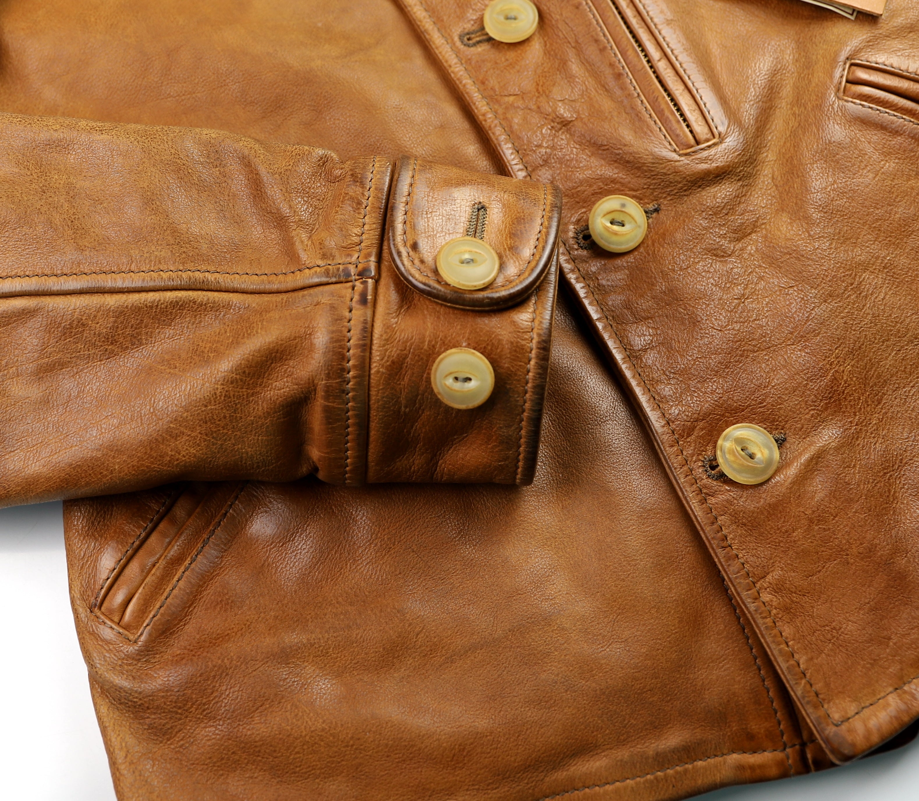 Thedi Hektor Half Belt, size Medium, Cognac Buffalo