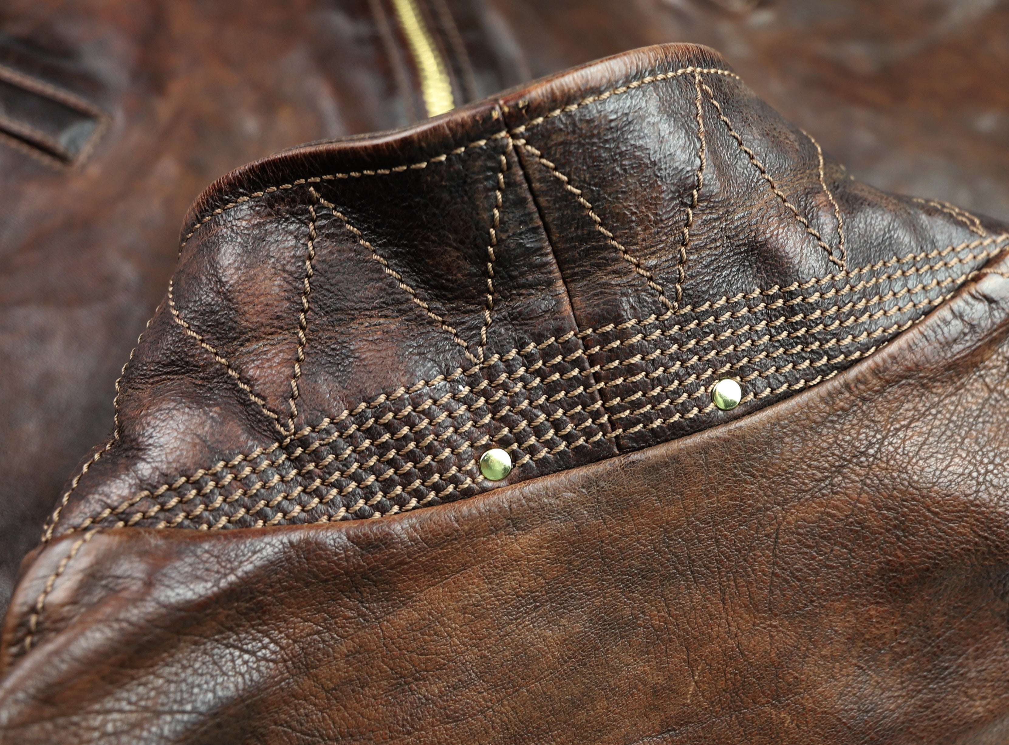 Thedi Memphis Half Belt, size 4XL, Hand Dyed Cocoa Buffalo