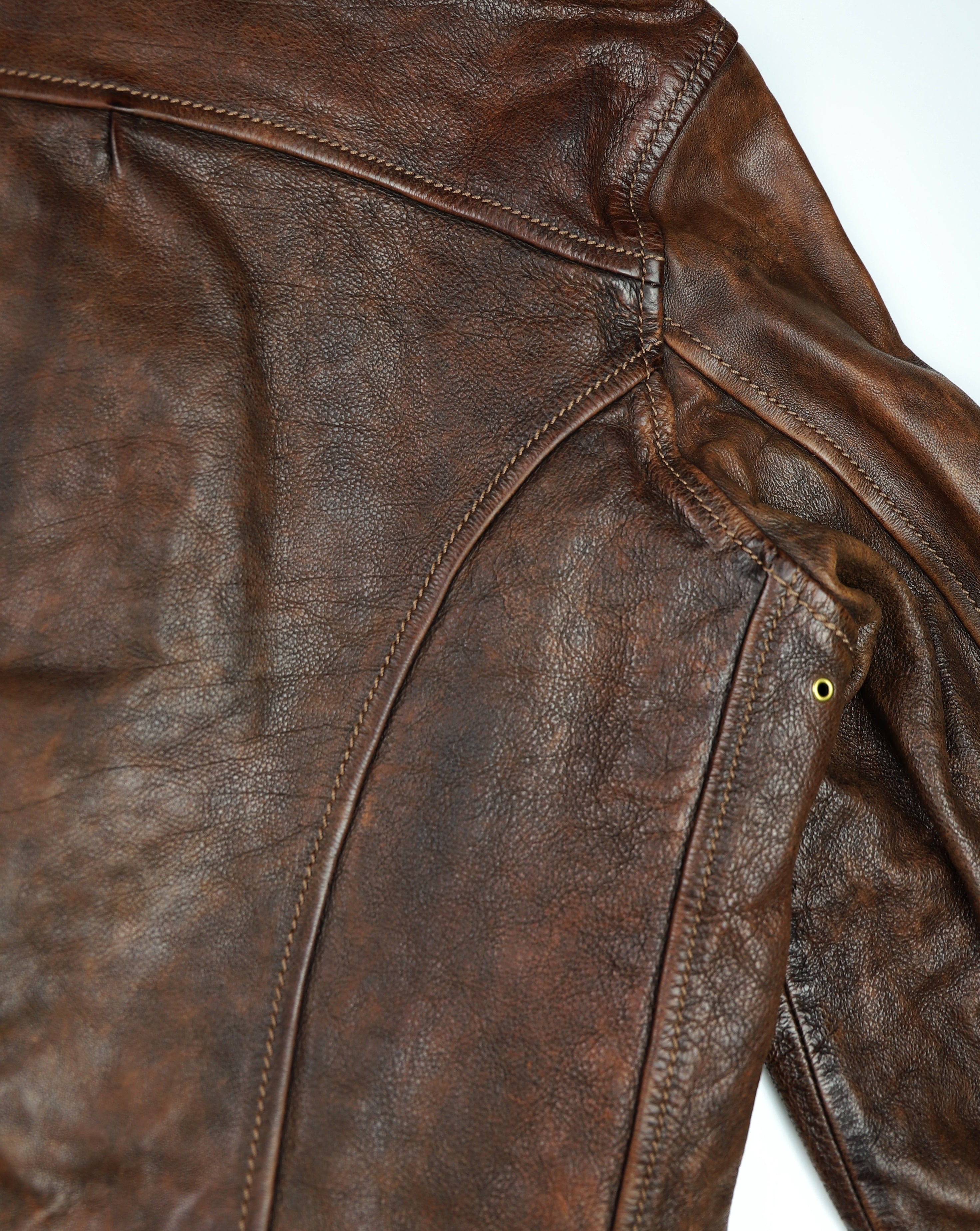 Thedi Memphis Half Belt, size 4XL, Hand Dyed Cocoa Buffalo