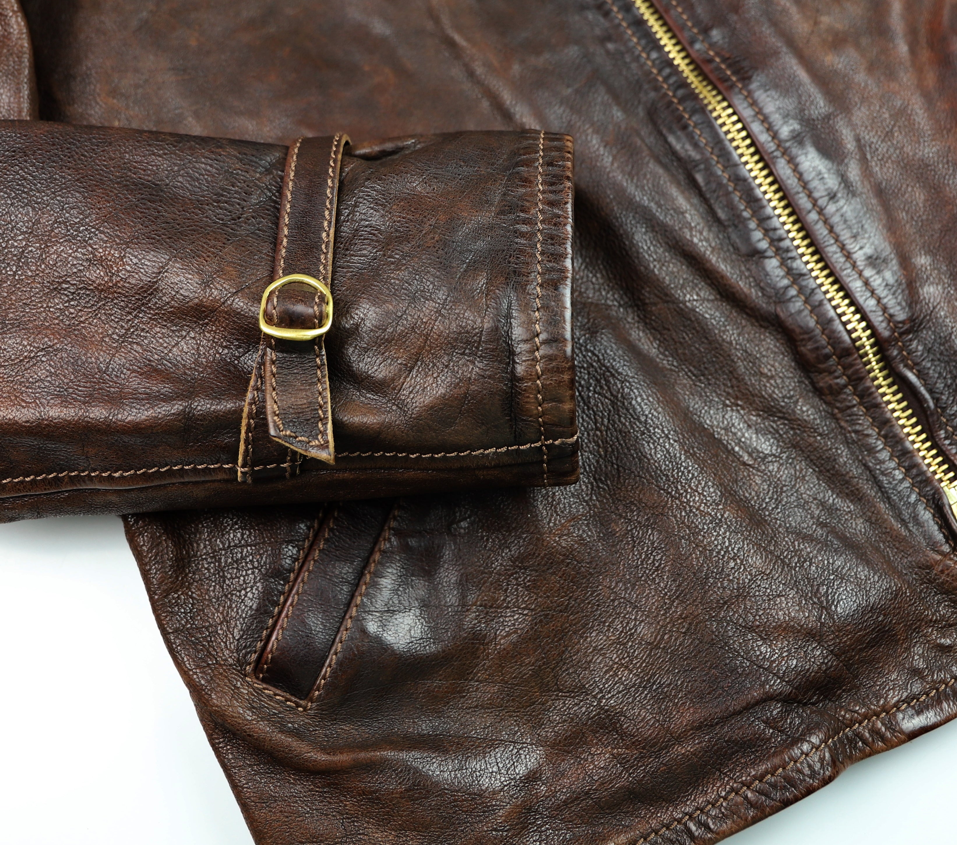 Thedi Memphis Half Belt, size 4XL, Hand Dyed Cocoa Buffalo