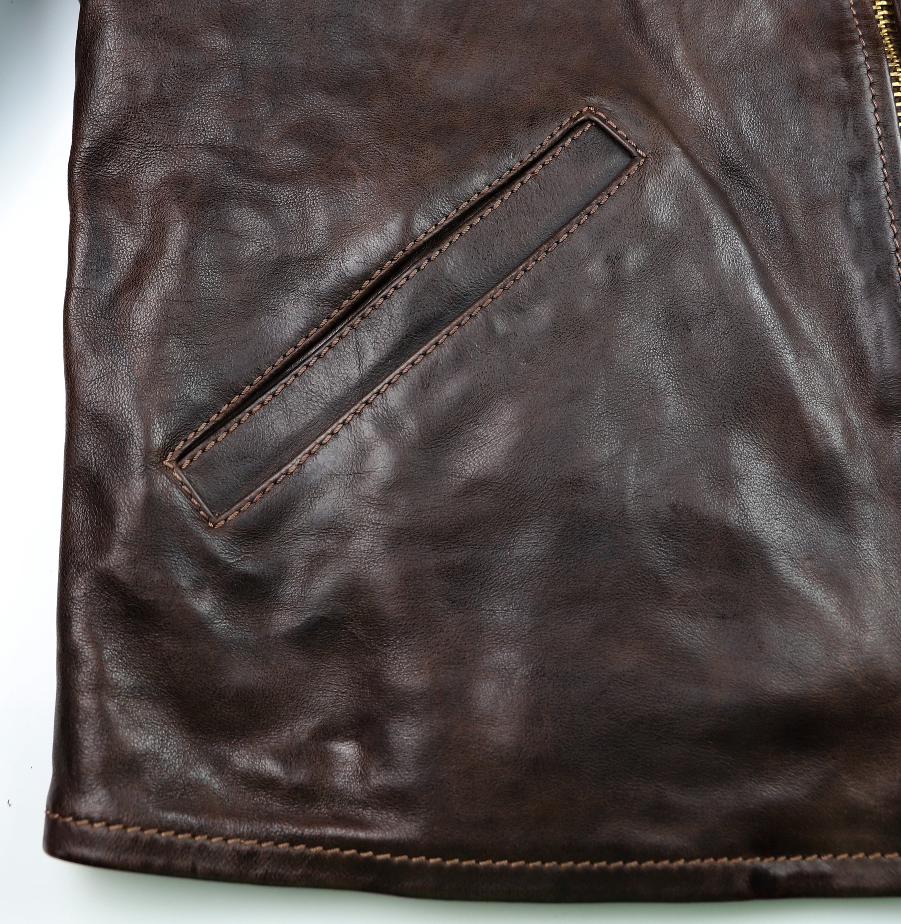 Thedi Memphis Half Belt, size Medium, Hand Dyed Cocoa Buffalo