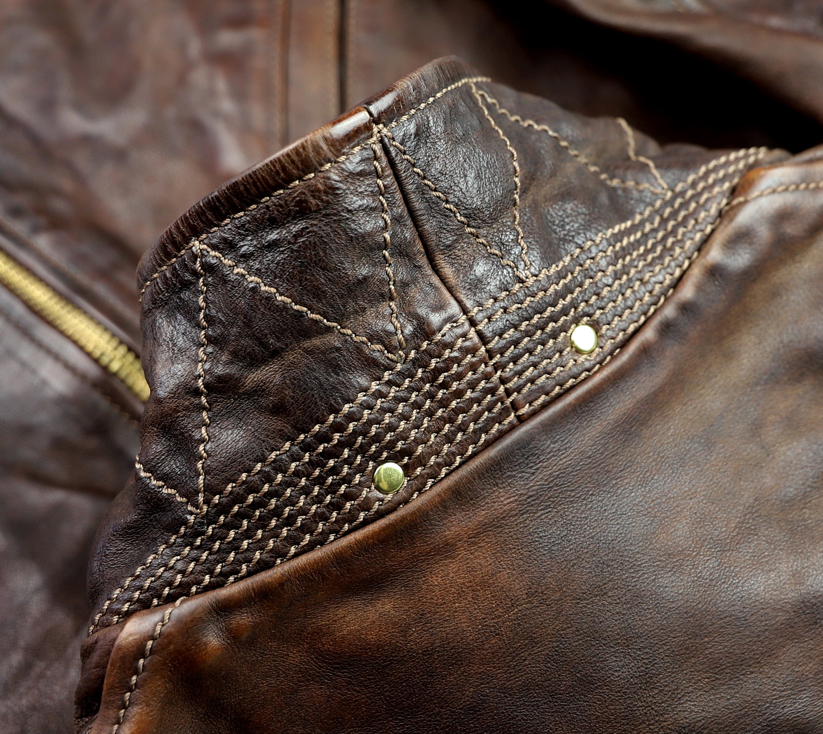 Thedi Memphis Half Belt, size Medium, Hand Dyed Cocoa Buffalo