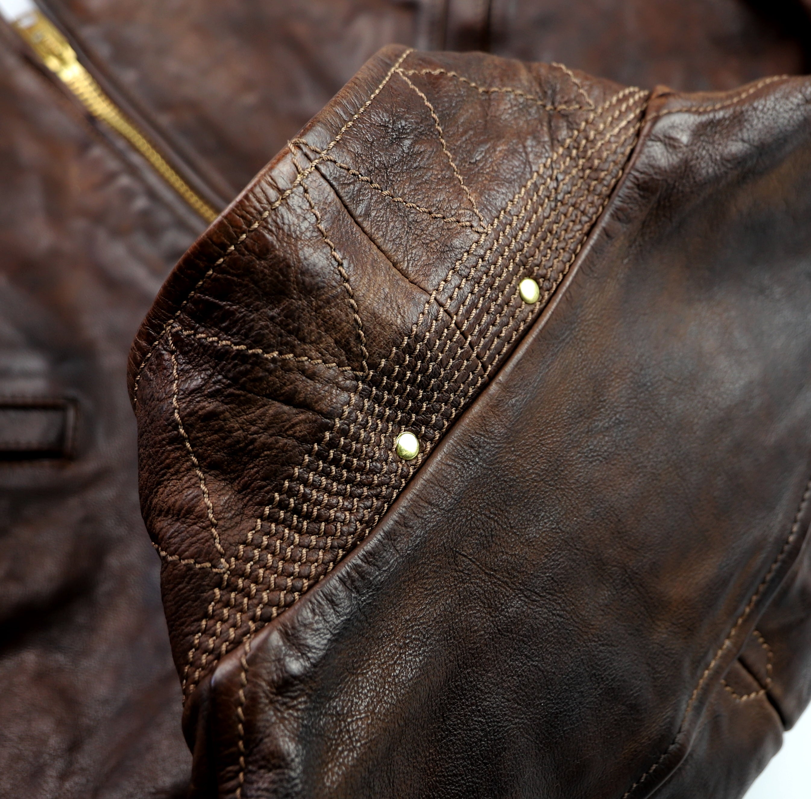 Thedi Memphis Half Belt, size XL, Hand Dyed Cocoa Buffalo