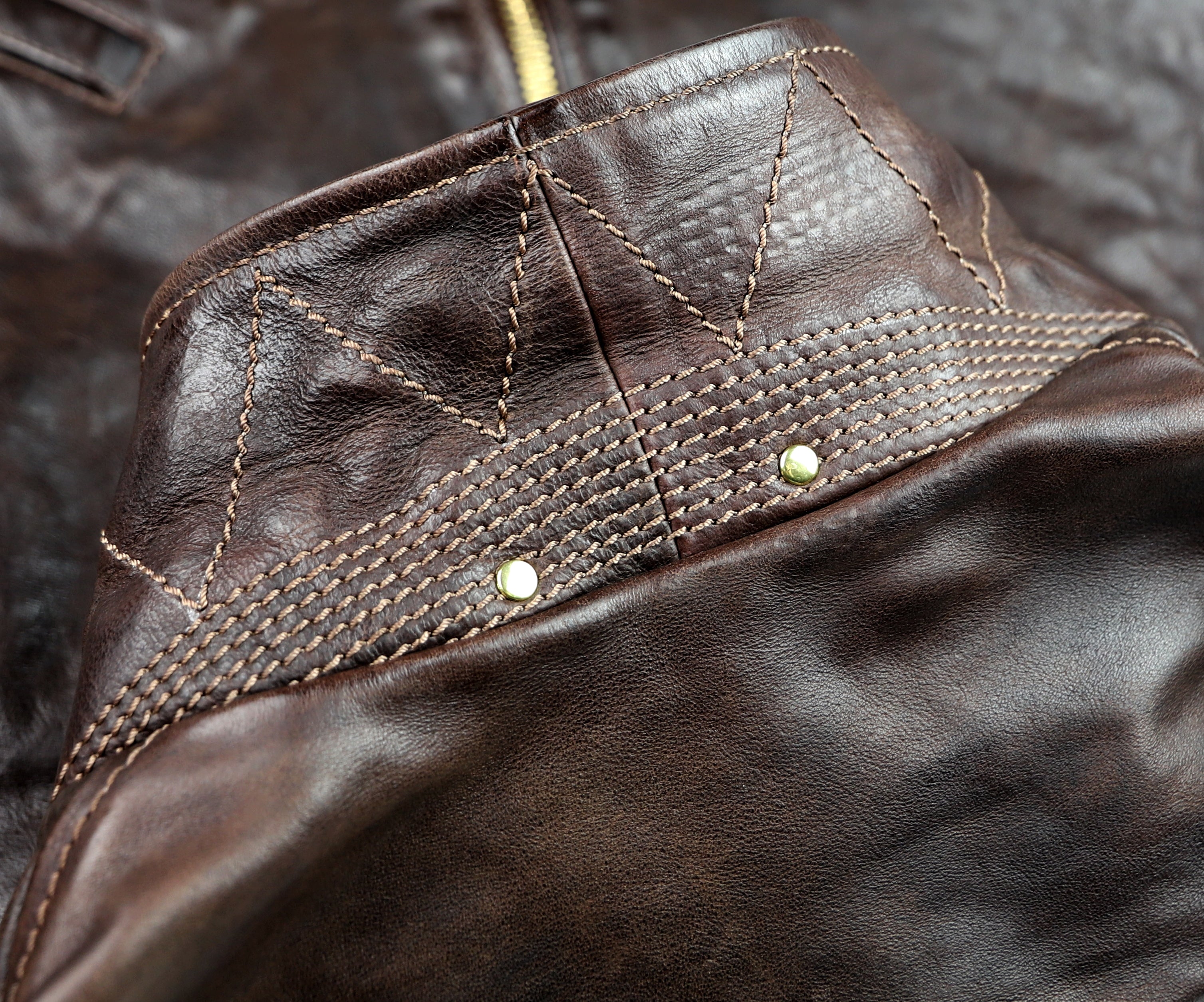 Thedi Memphis Half Belt, size XL, Hand Dyed Cocoa Buffalo