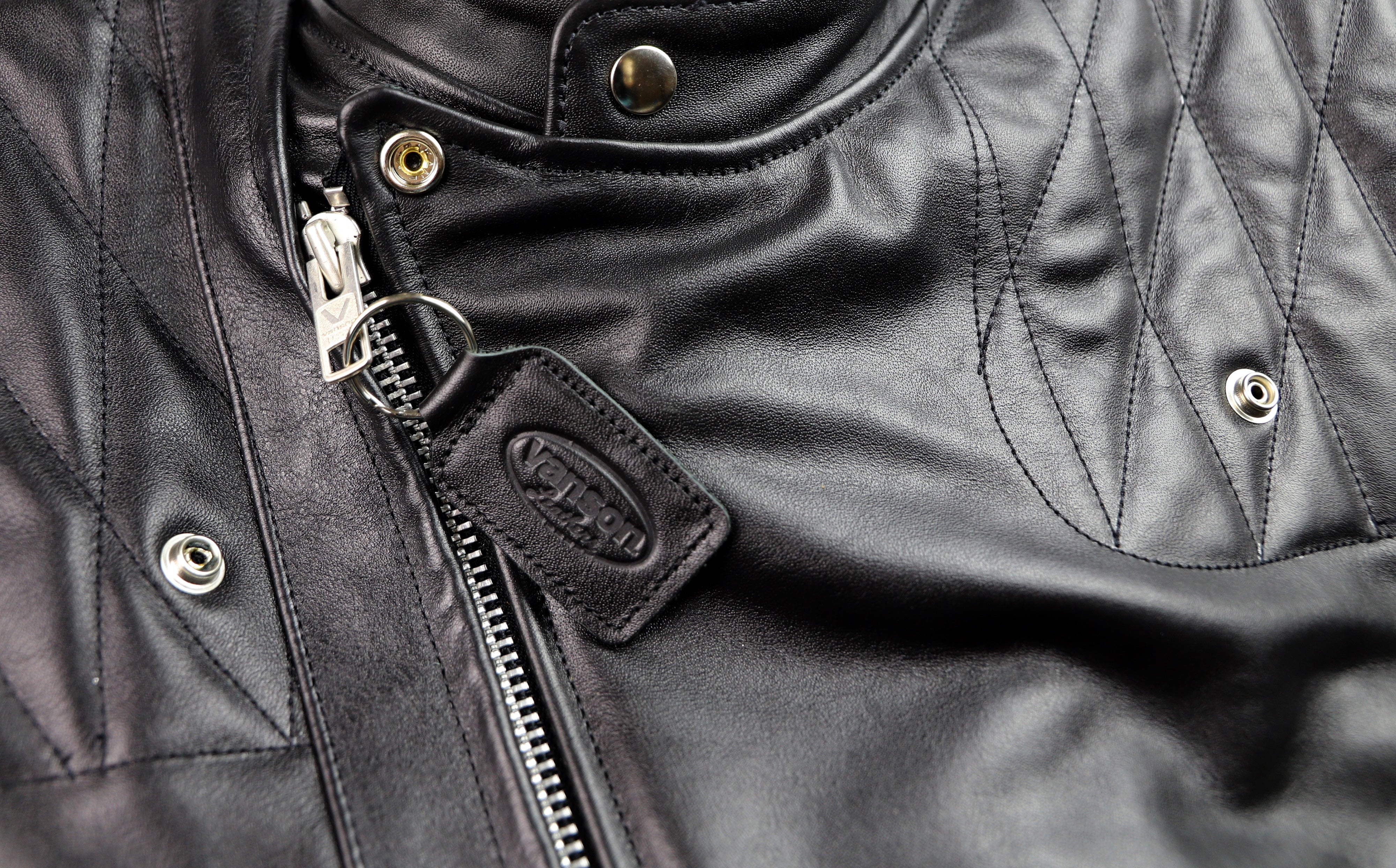 Vanson Chopper Jacket, size 44, Black Comp. Weight