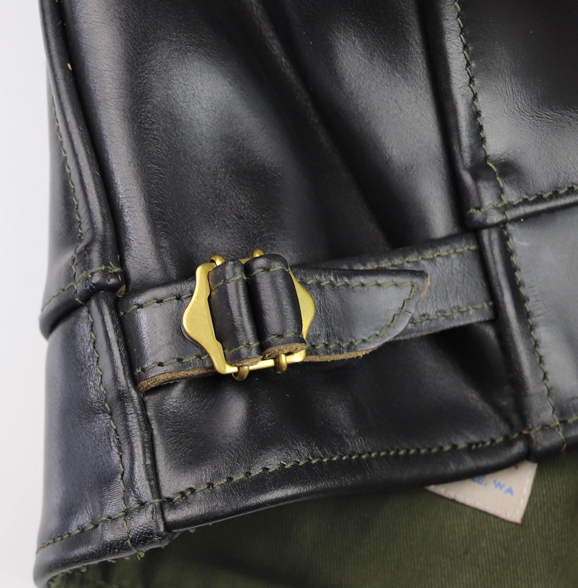 Aero Highwayman, size 36 (fits like 40), Black Chromexcel Steerhide