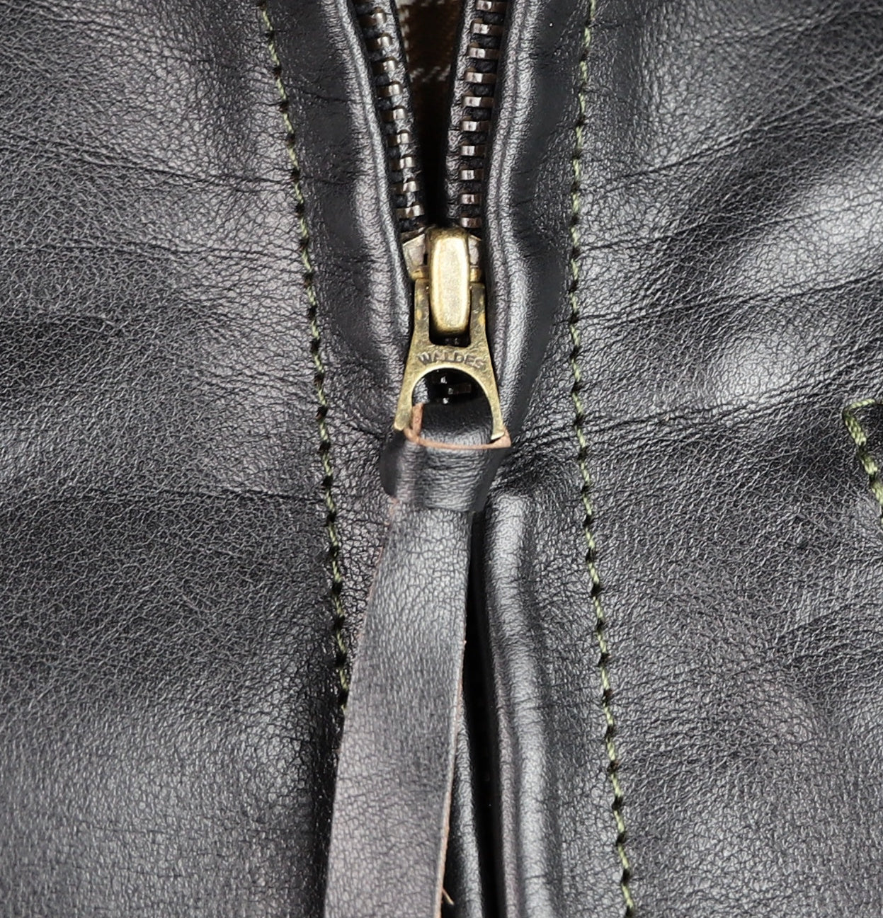 Aero Premier Highwayman, size 40, Blackened Brown Vicenza Horsehide