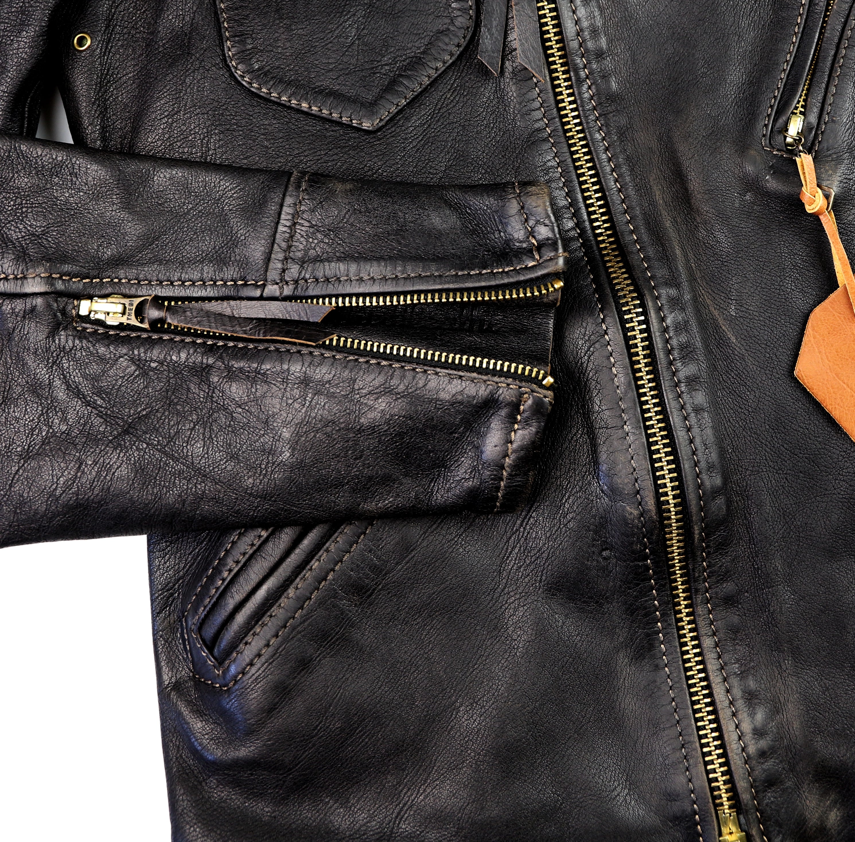 Thedi Evander Crosszip Half Belt, size Medium, Black Teacore Bruciato Horsehide