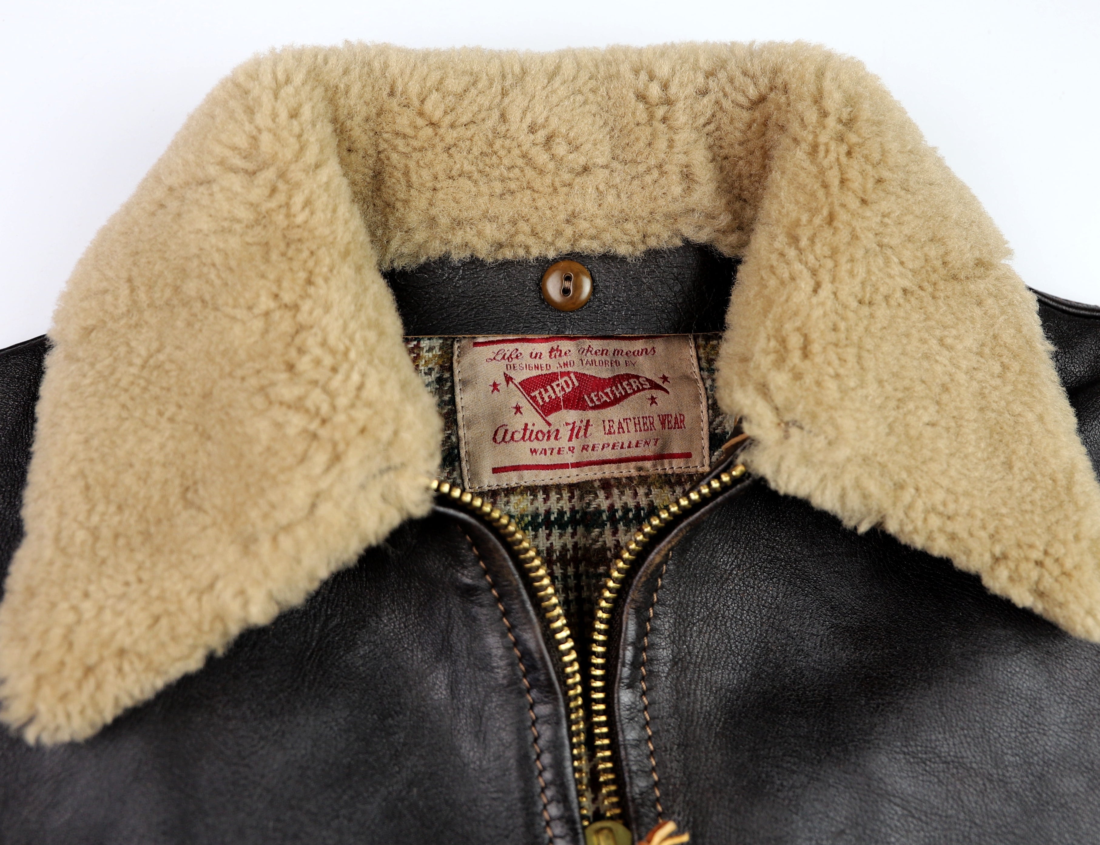 Thedi Idas Jacket, size Medium, Chestnut Bruciato