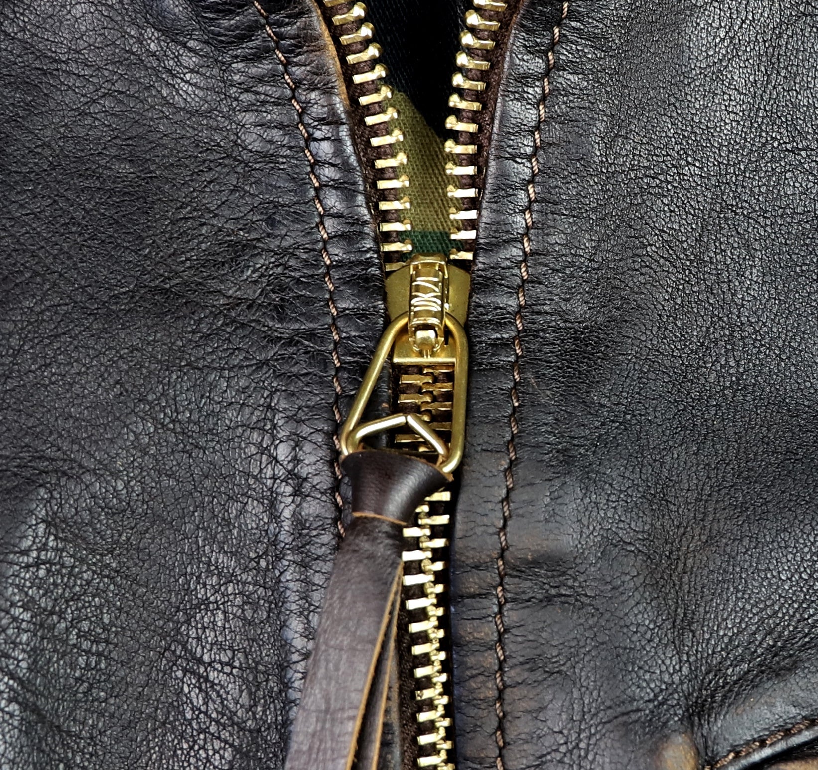 Thedi Memphis Jacket, size Medium, Chestnut Bruciato Horsehide